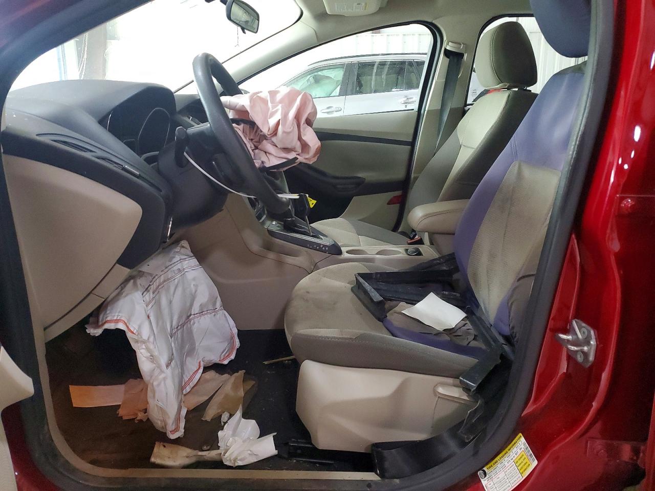 2014 Ford Focus Se Red vin: 1FADP3F28EL435173