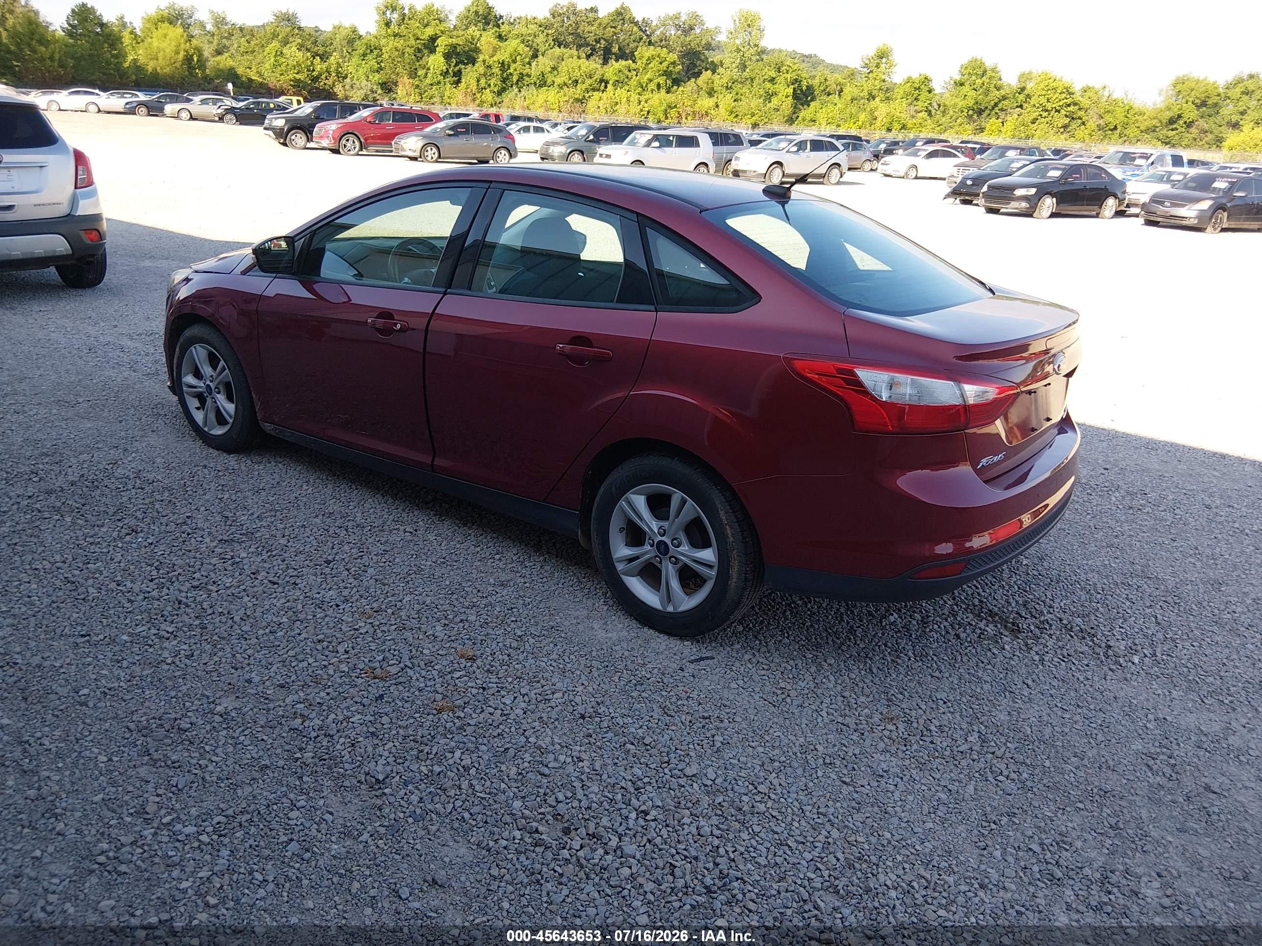 2014 Ford Focus Se Burgundy vin: 1FADP3F28EL438641
