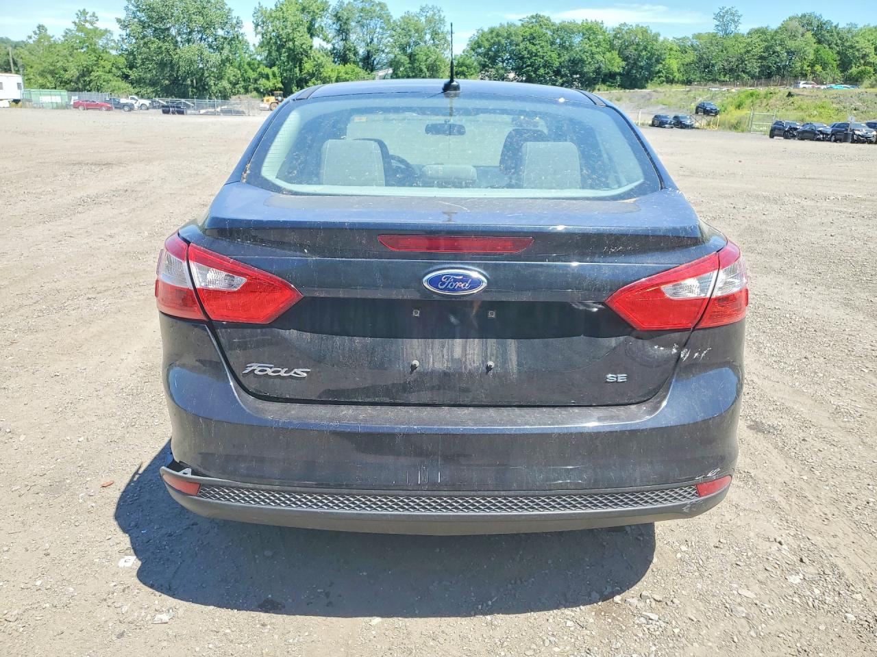2014 Ford Focus Se Black vin: 1FADP3F28EL457318