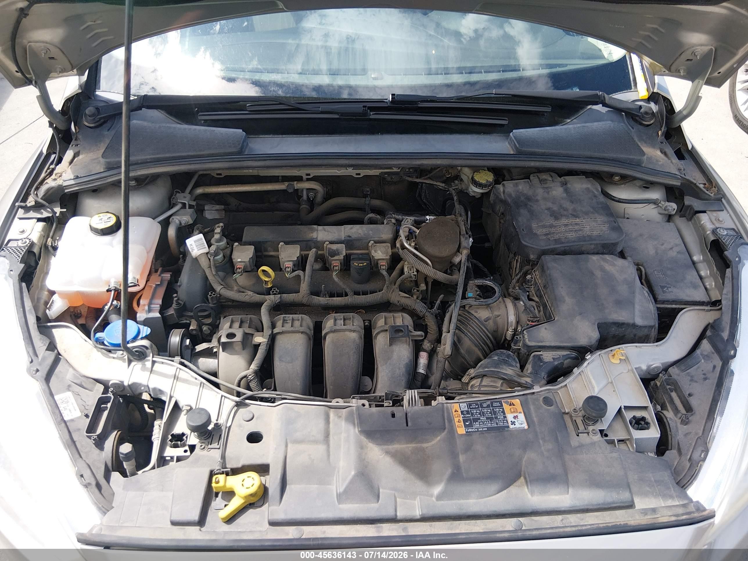2015 Ford Focus Se Gold vin: 1FADP3F28FL210477