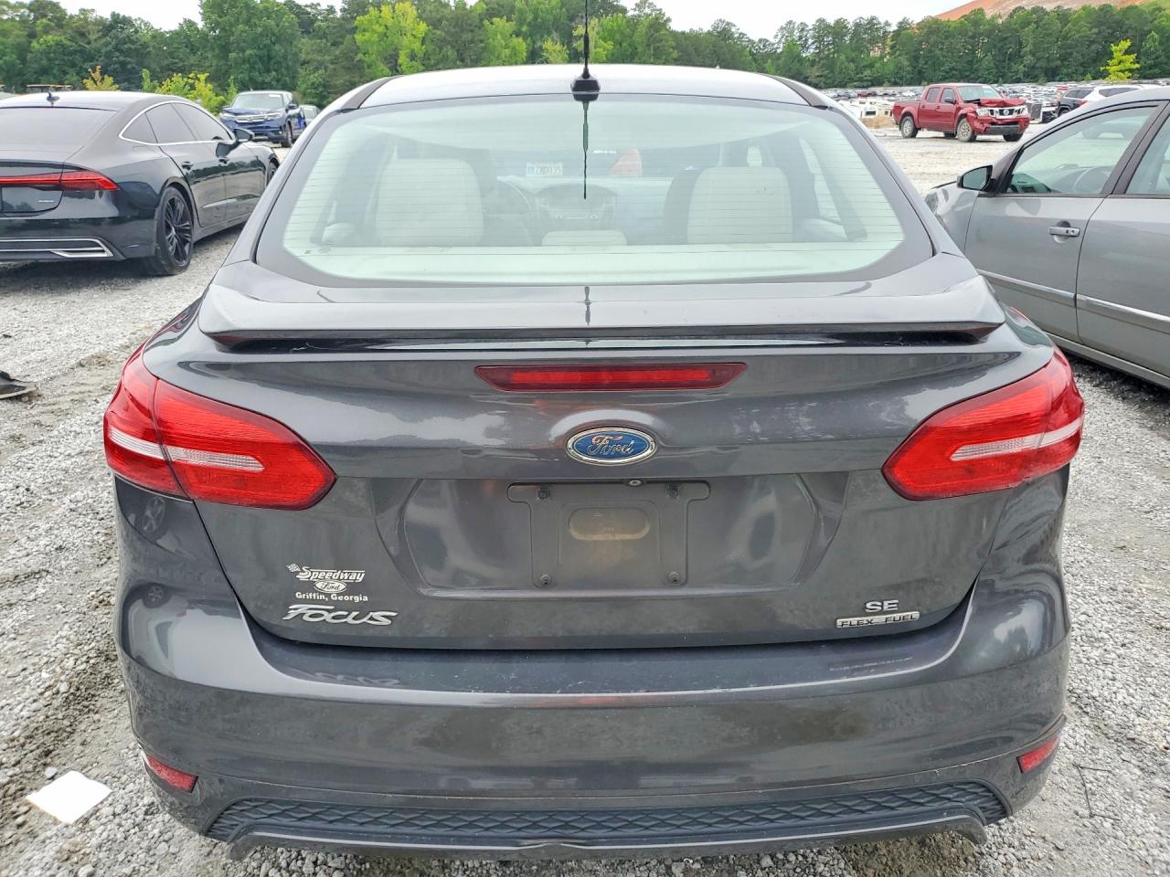 2015 Ford Focus Se Gray vin: 1FADP3F28FL214643