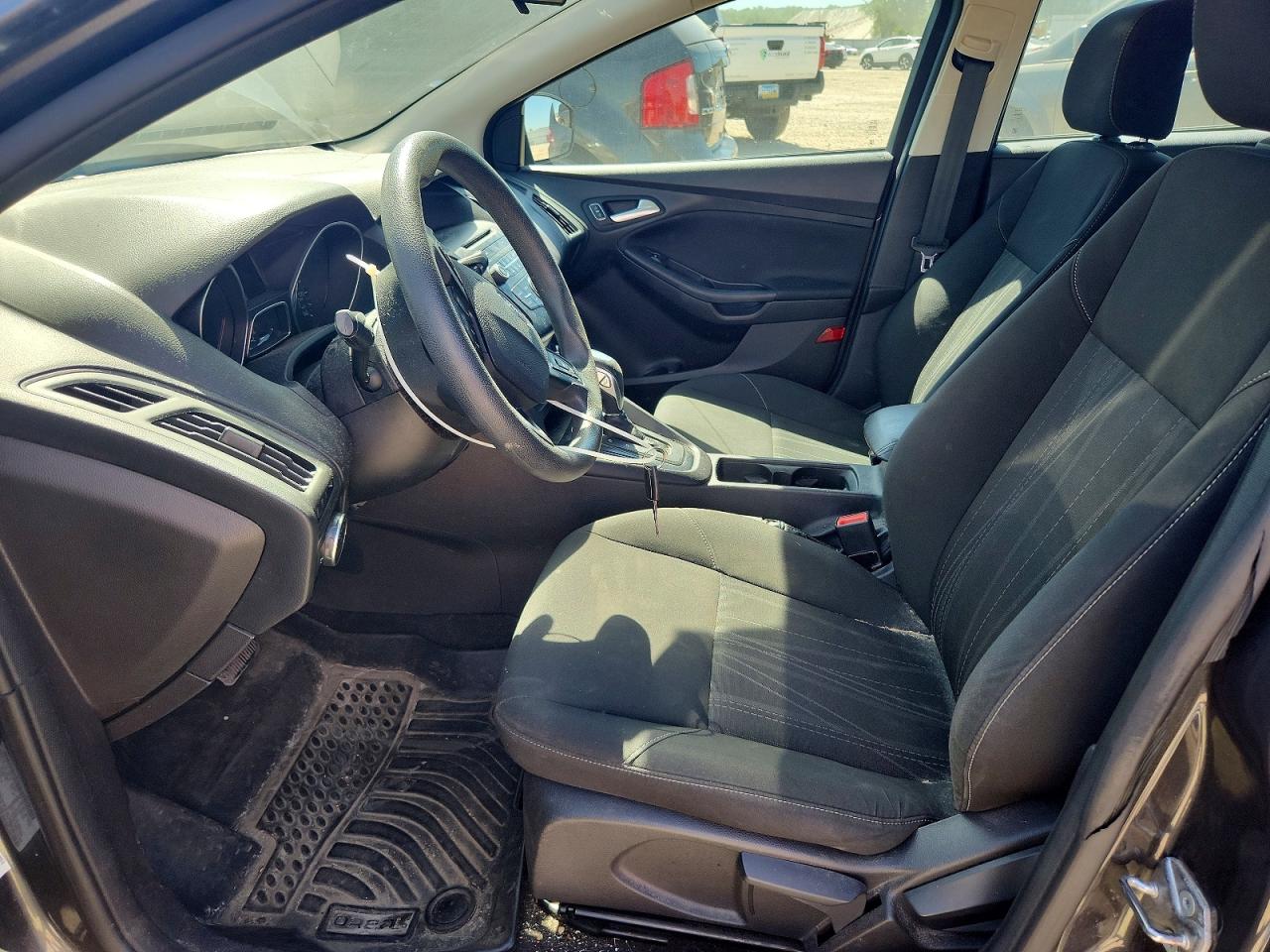 2015 Ford Focus Se Gray vin: 1FADP3F28FL231328