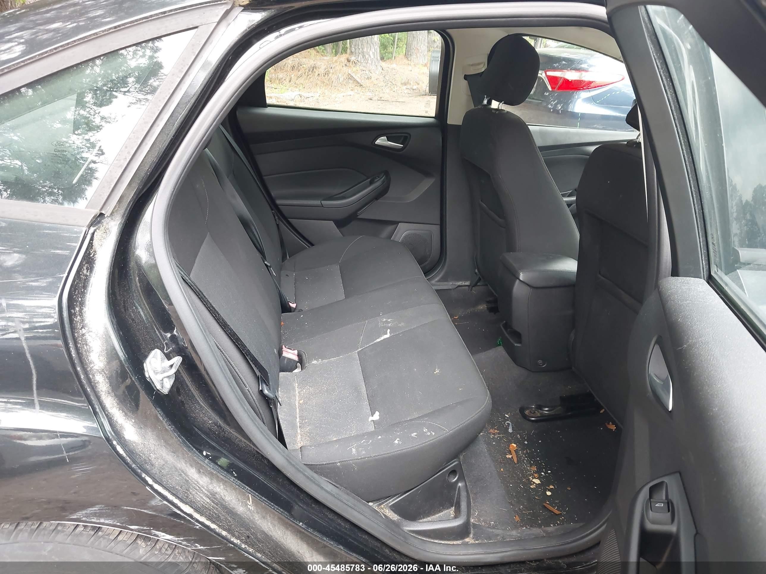 2015 Ford Focus Se Black vin: 1FADP3F28FL243222
