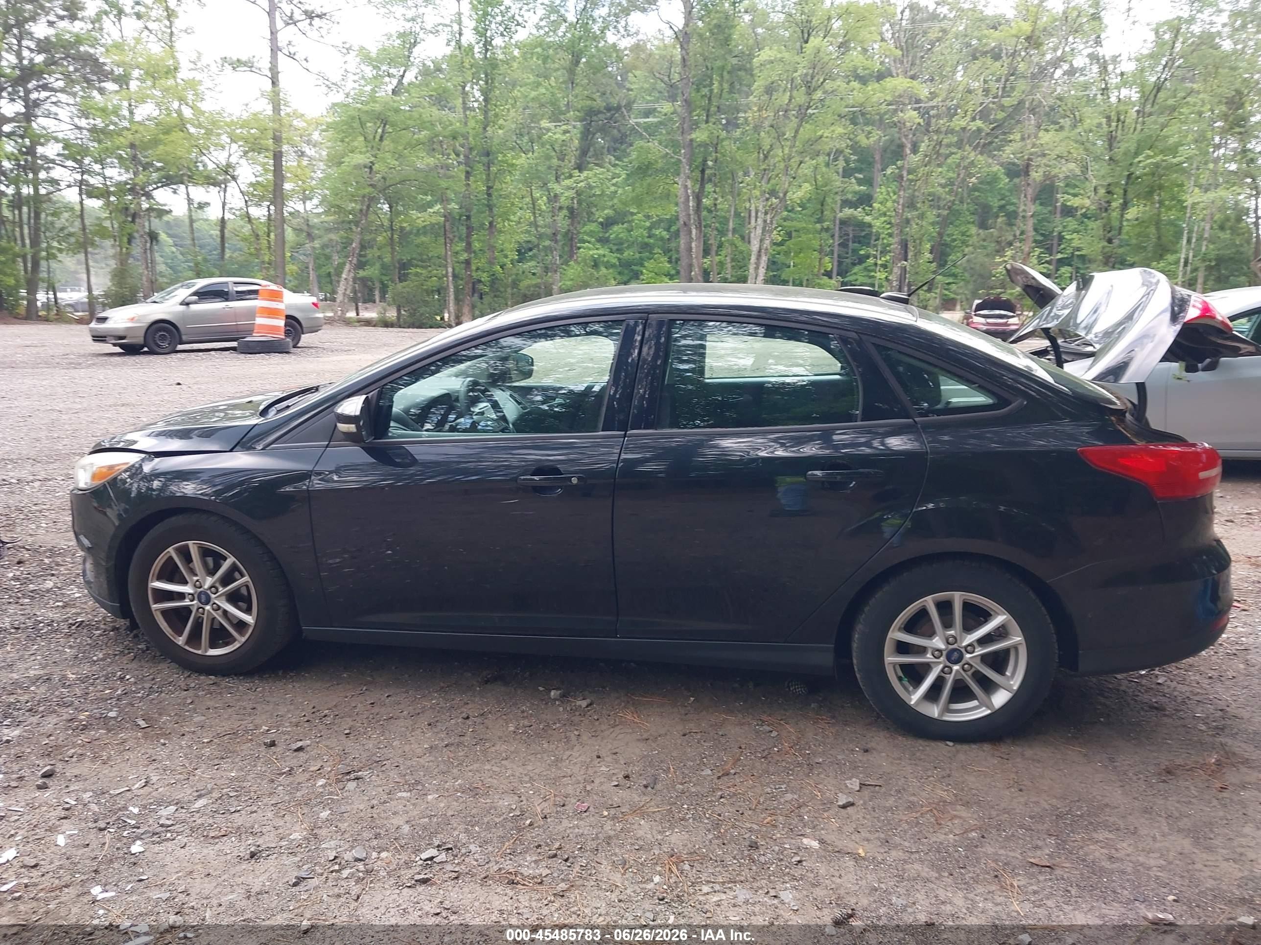2015 Ford Focus Se Black vin: 1FADP3F28FL243222