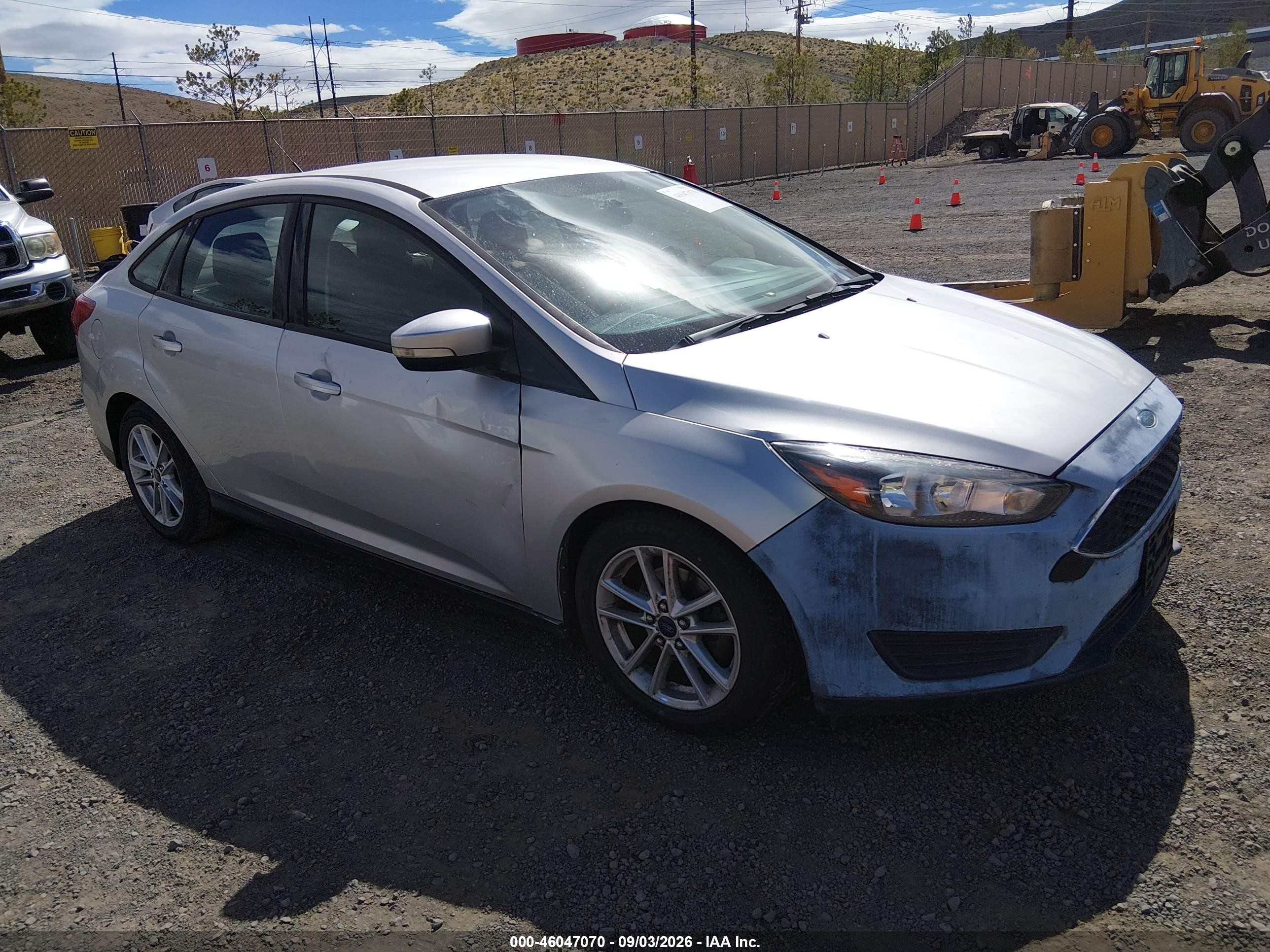 2015 Ford Focus Se Silver vin: 1FADP3F28FL244743