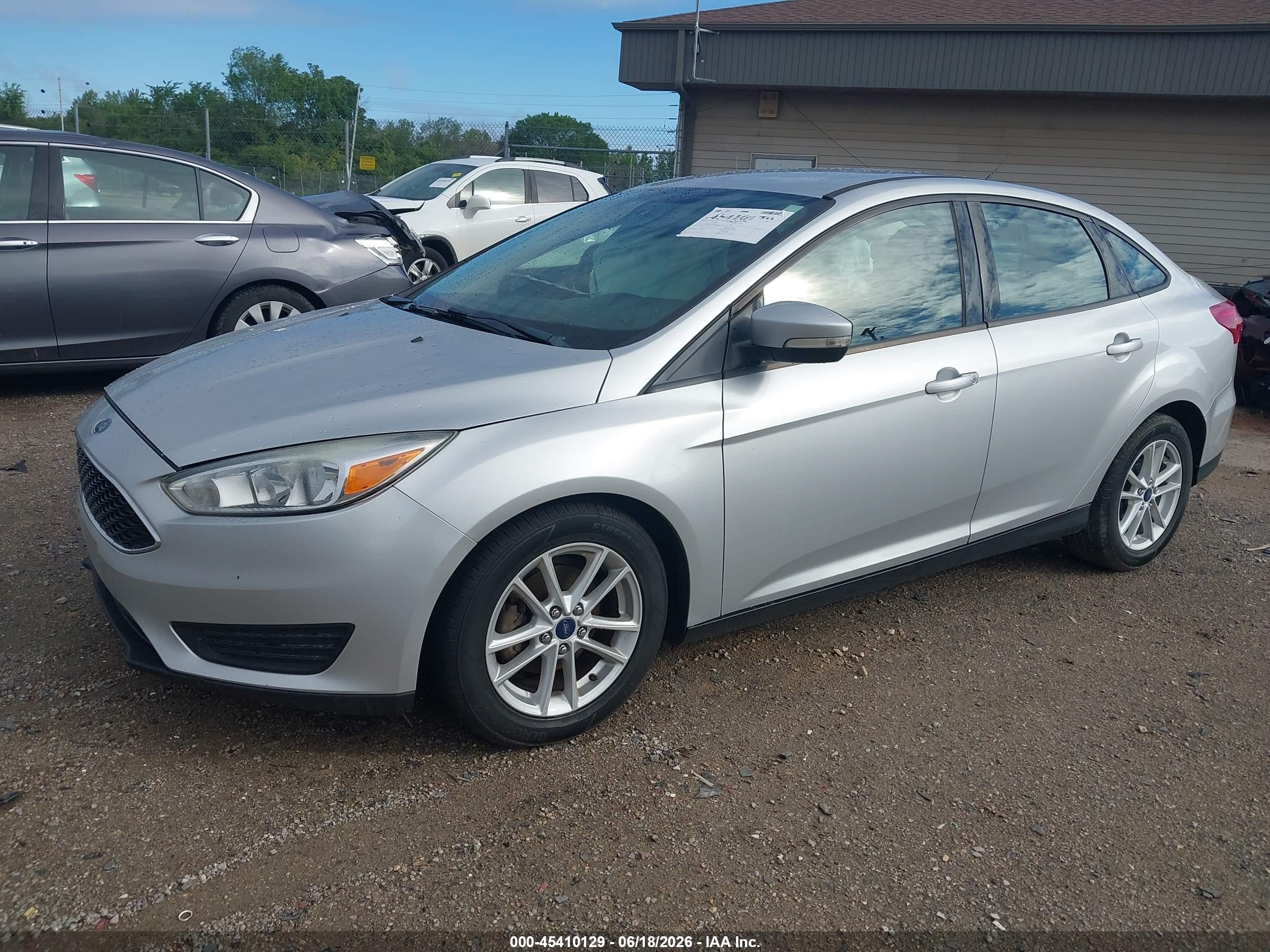 2015 Ford Focus Se Silver vin: 1FADP3F28FL254575