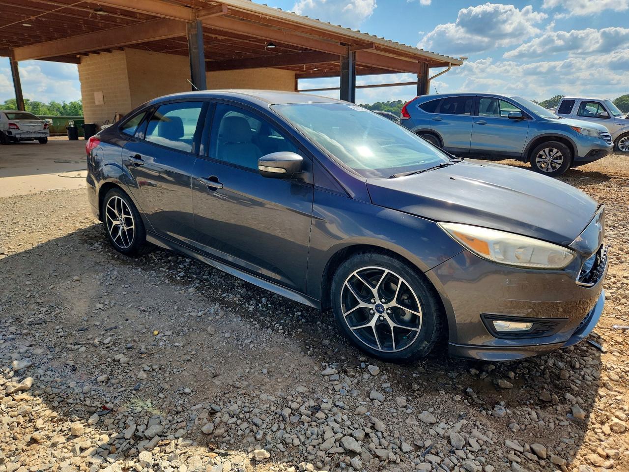 2015 Ford Focus Se Gray vin: 1FADP3F28FL285681