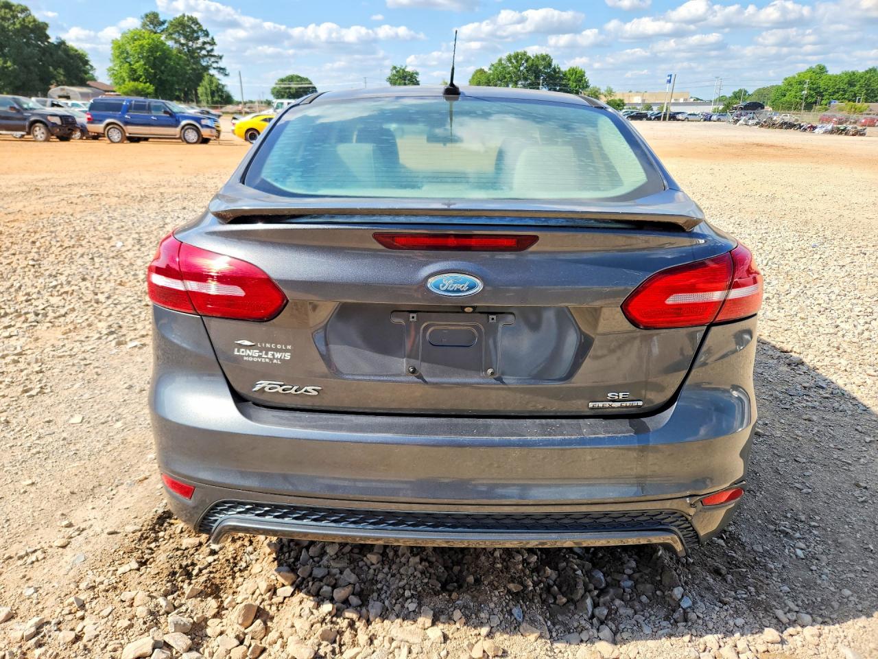 2015 Ford Focus Se Gray vin: 1FADP3F28FL285681