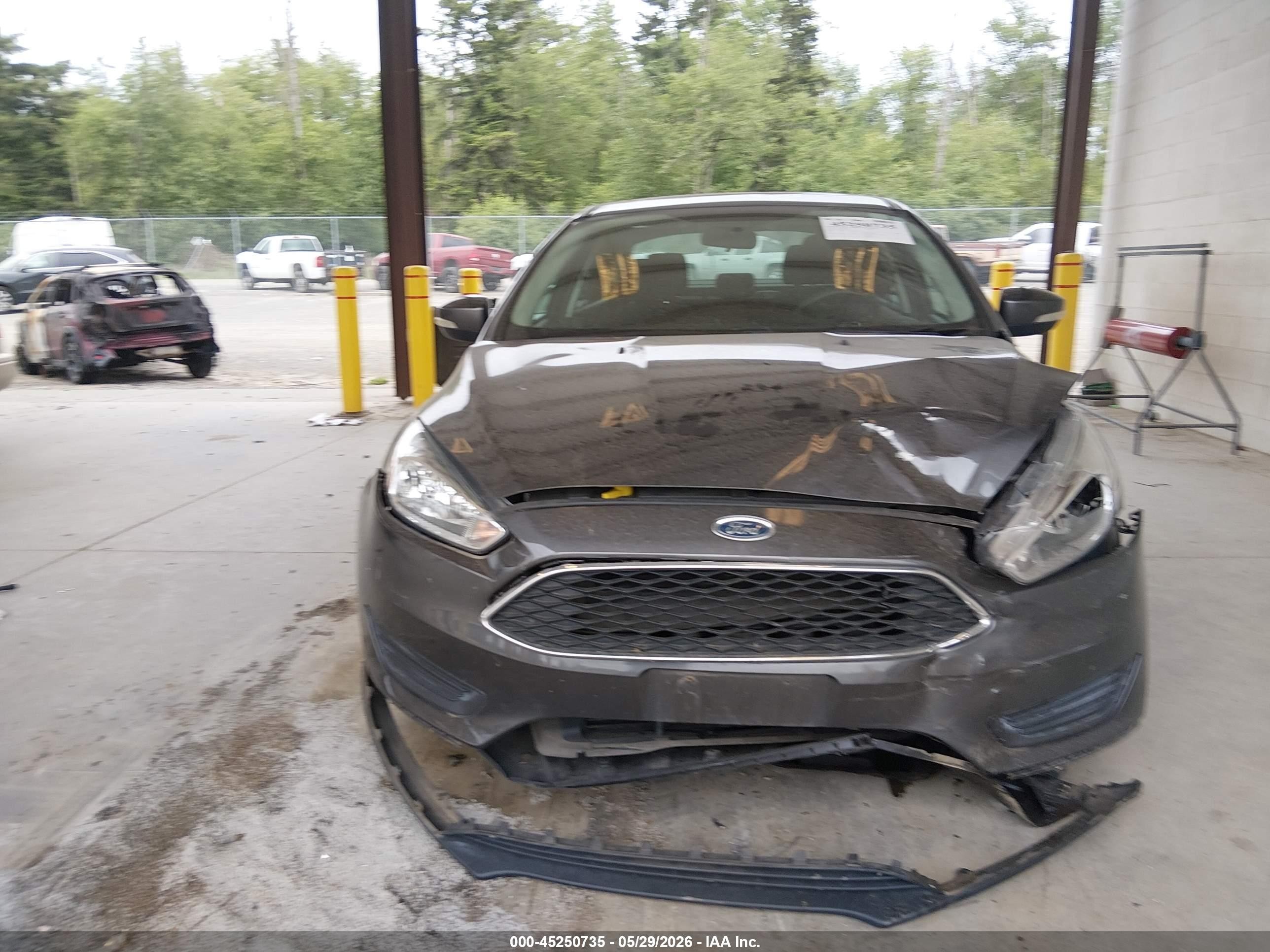 2015 Ford Focus Se Gray vin: 1FADP3F28FL294073