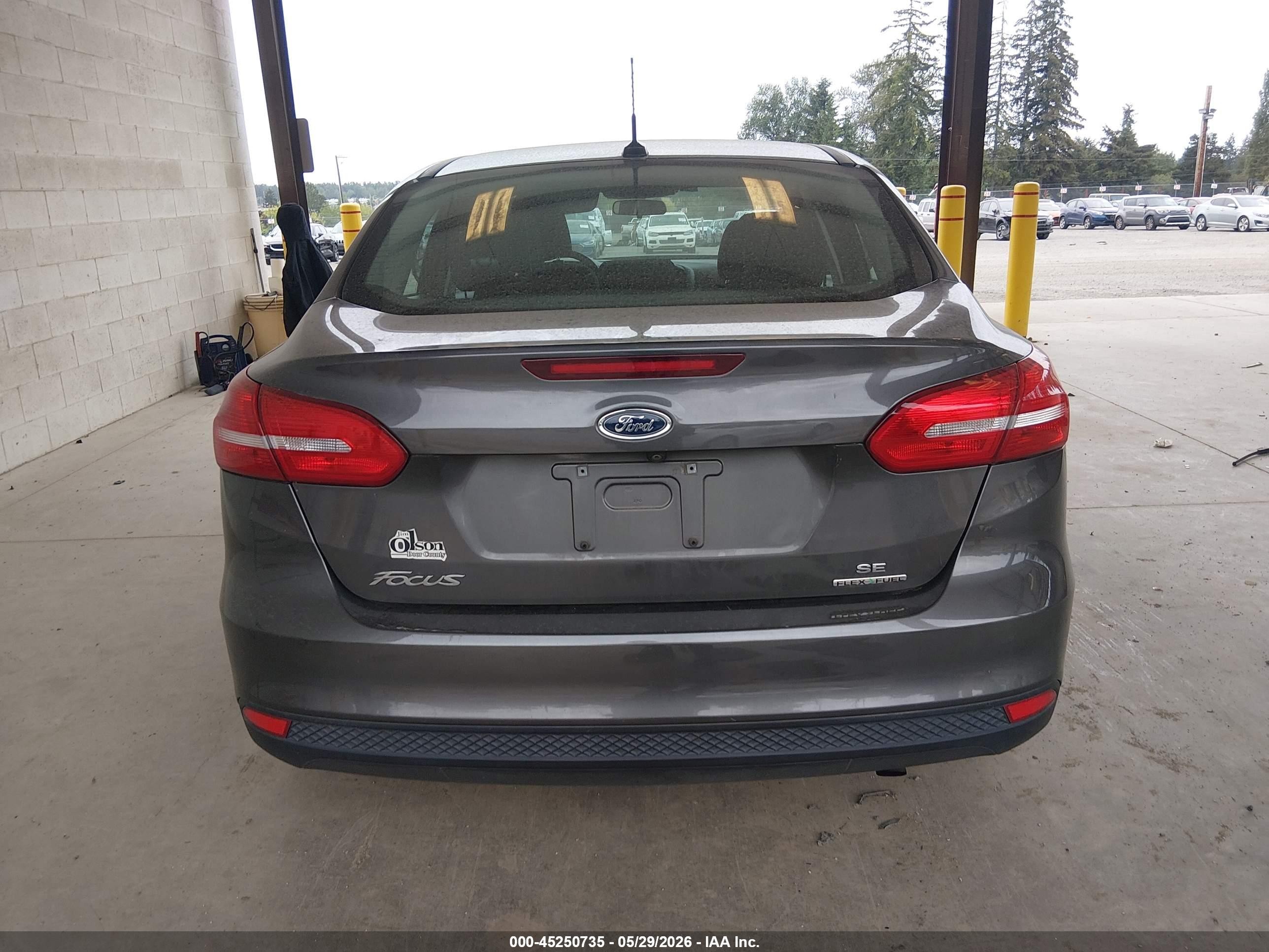 2015 Ford Focus Se Gray vin: 1FADP3F28FL294073