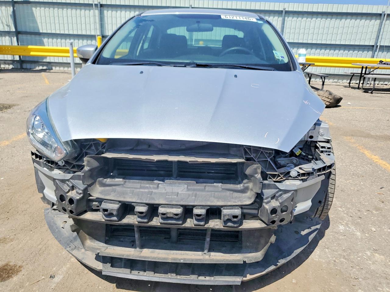 2015 Ford Focus Se Silver vin: 1FADP3F28FL304410