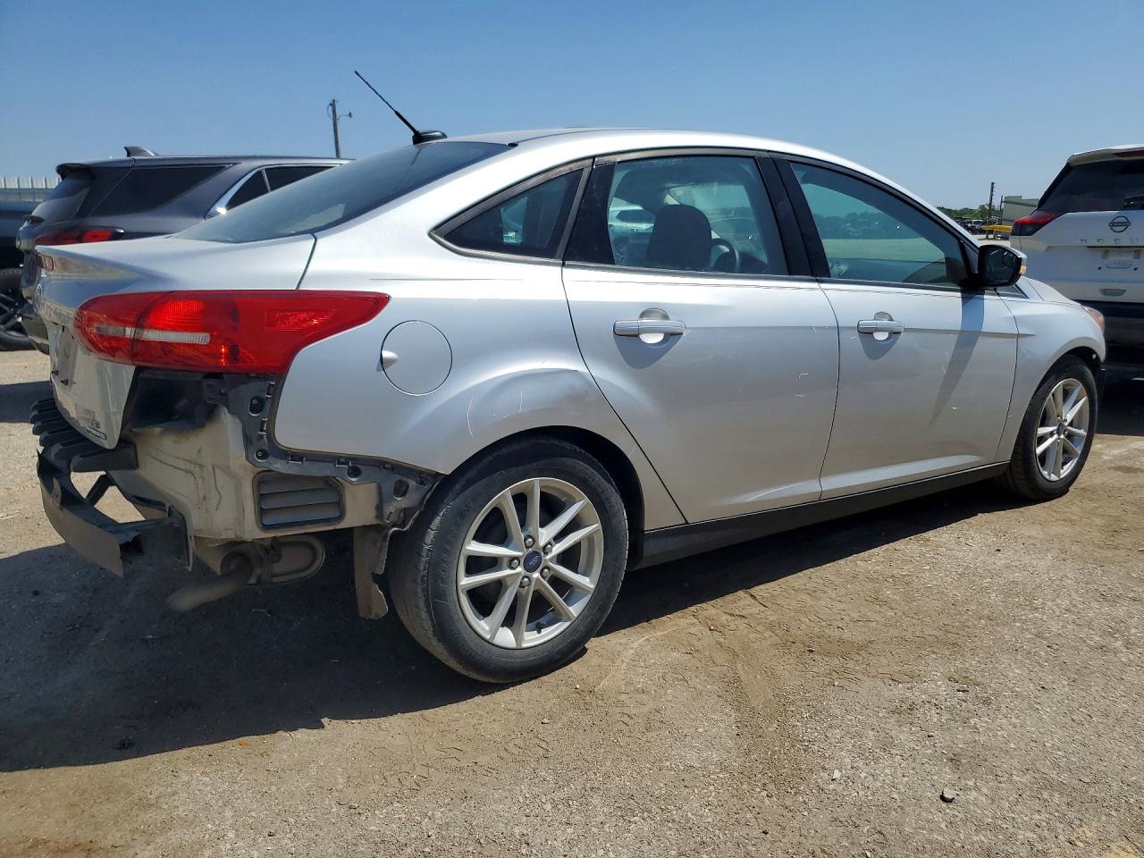 2015 Ford Focus Se Silver vin: 1FADP3F28FL304410