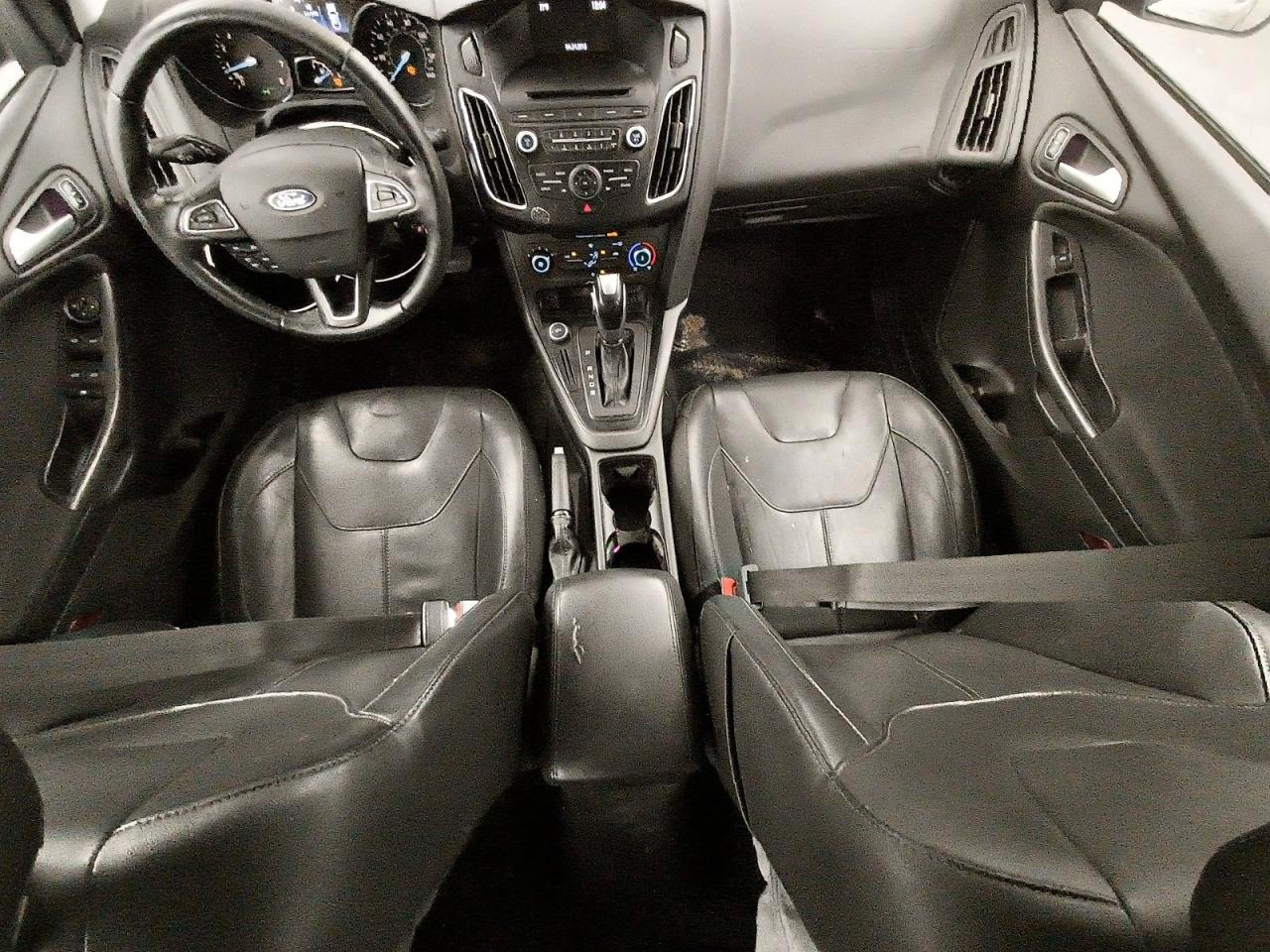 2015 Ford Focus Se Silver vin: 1FADP3F28FL318596
