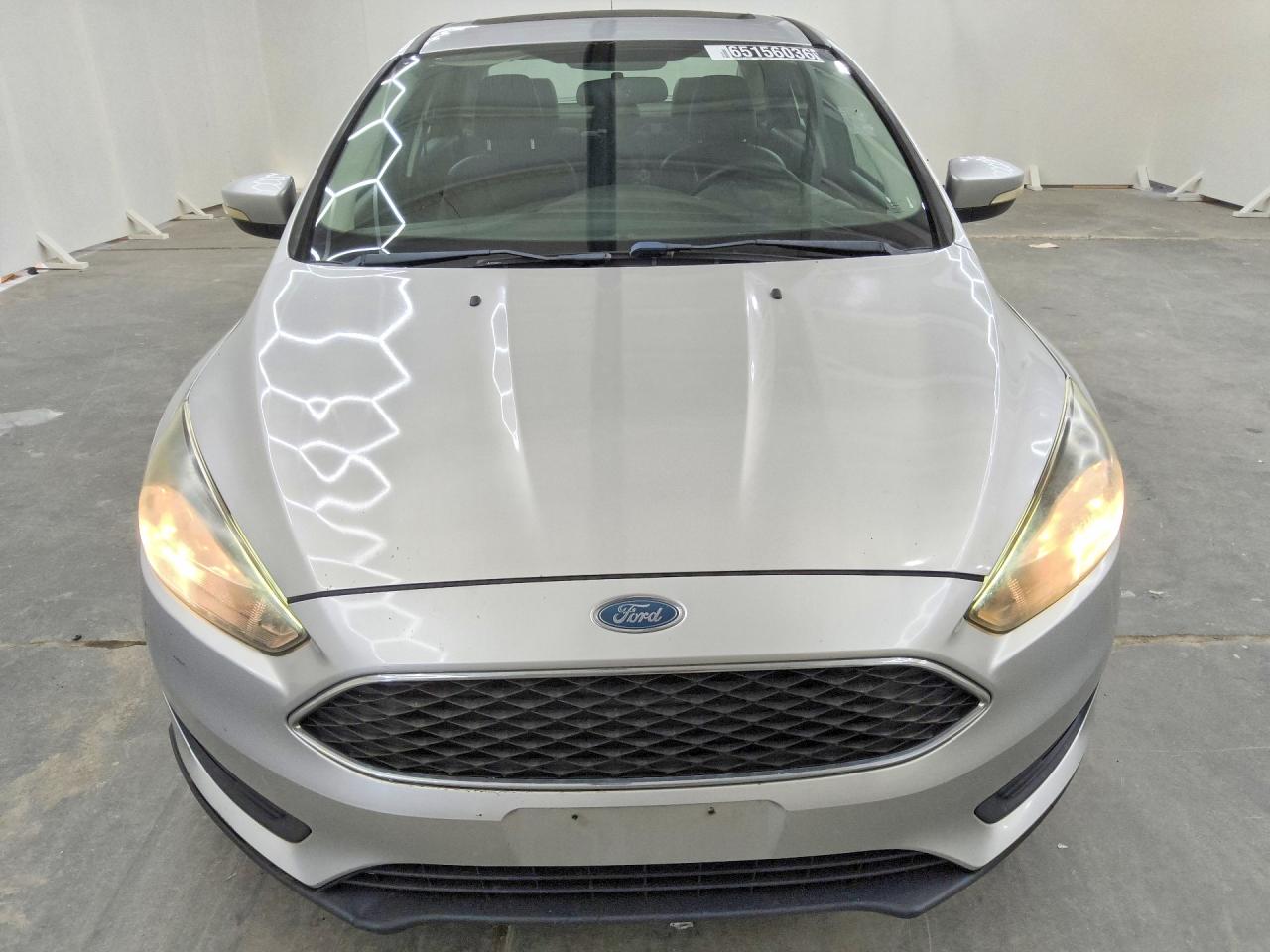 2015 Ford Focus Se Silver vin: 1FADP3F28FL318596