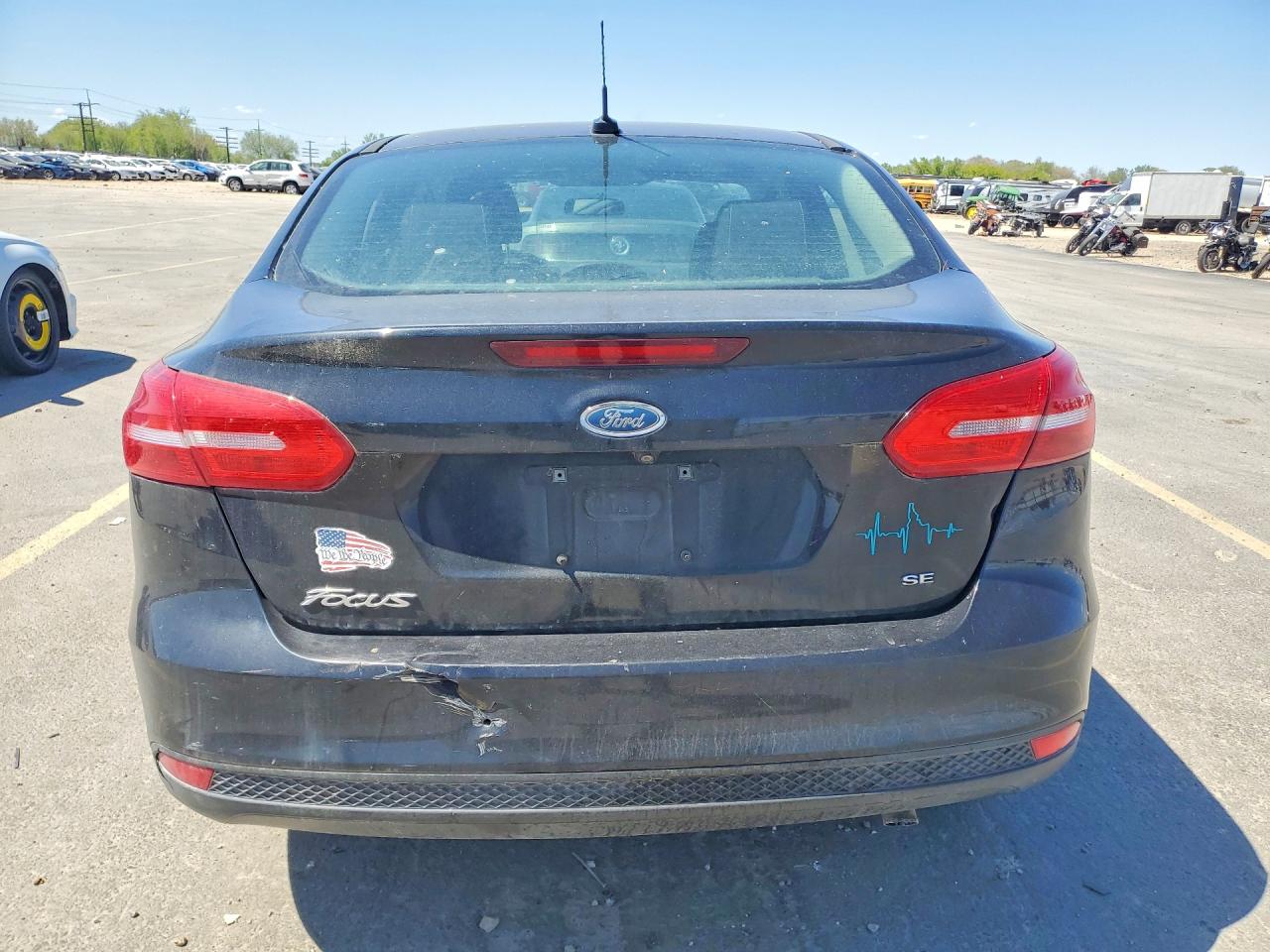 2015 Ford Focus Se Black vin: 1FADP3F28FL330361