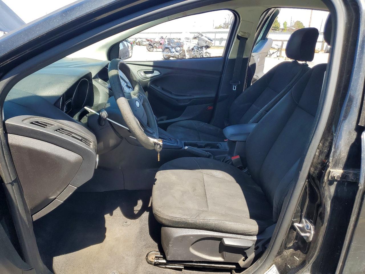2015 Ford Focus Se Black vin: 1FADP3F28FL330361