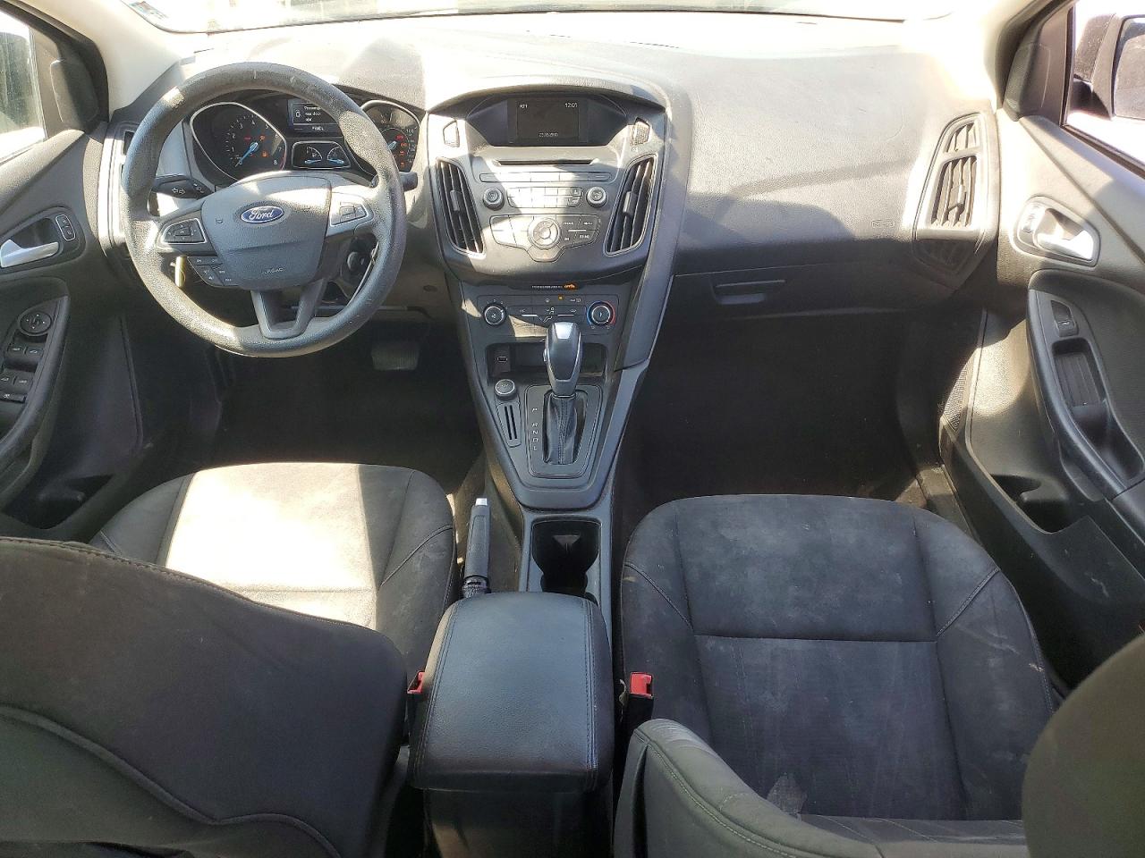 2015 Ford Focus Se Black vin: 1FADP3F28FL330361
