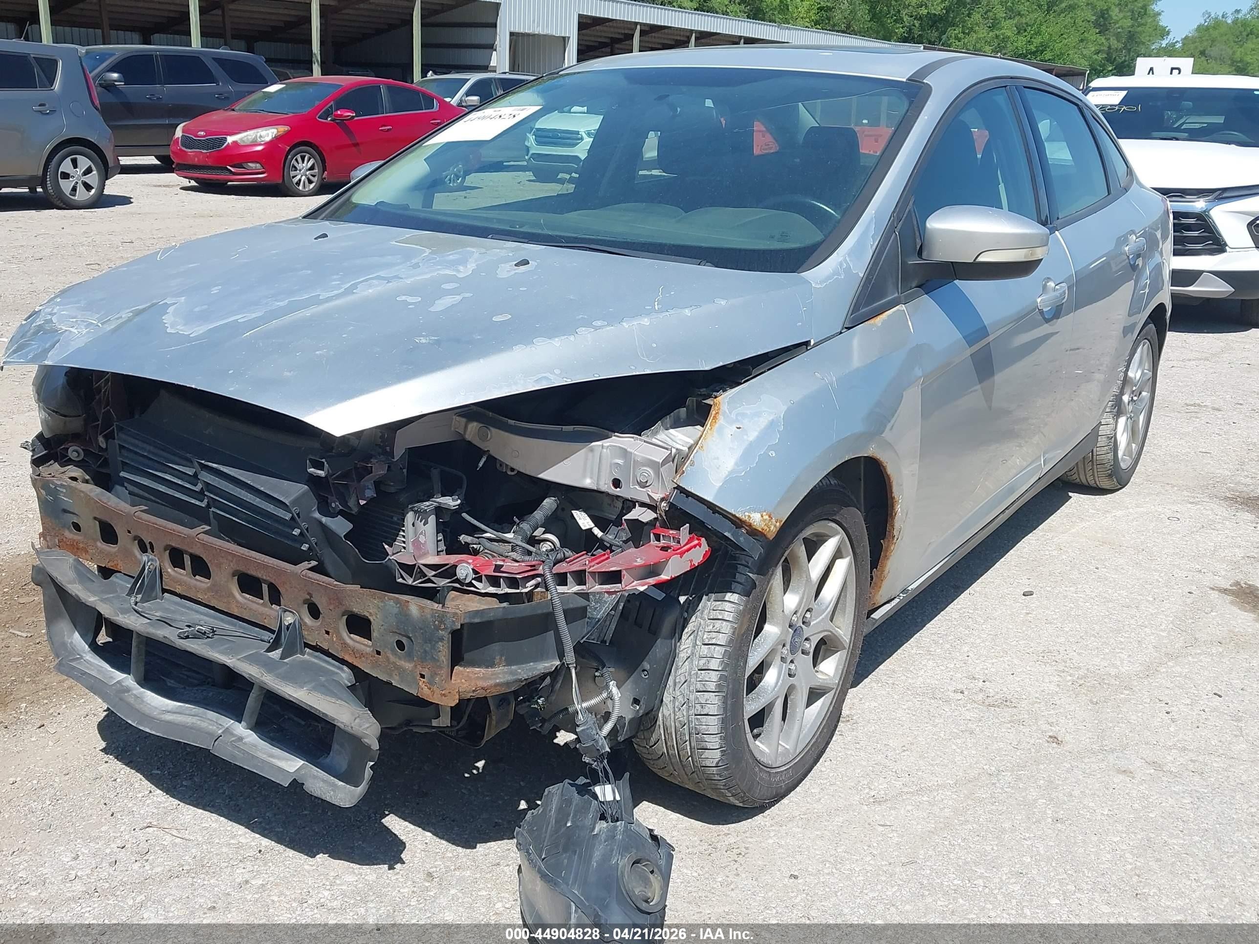 2015 Ford Focus Se Silver vin: 1FADP3F28FL334264