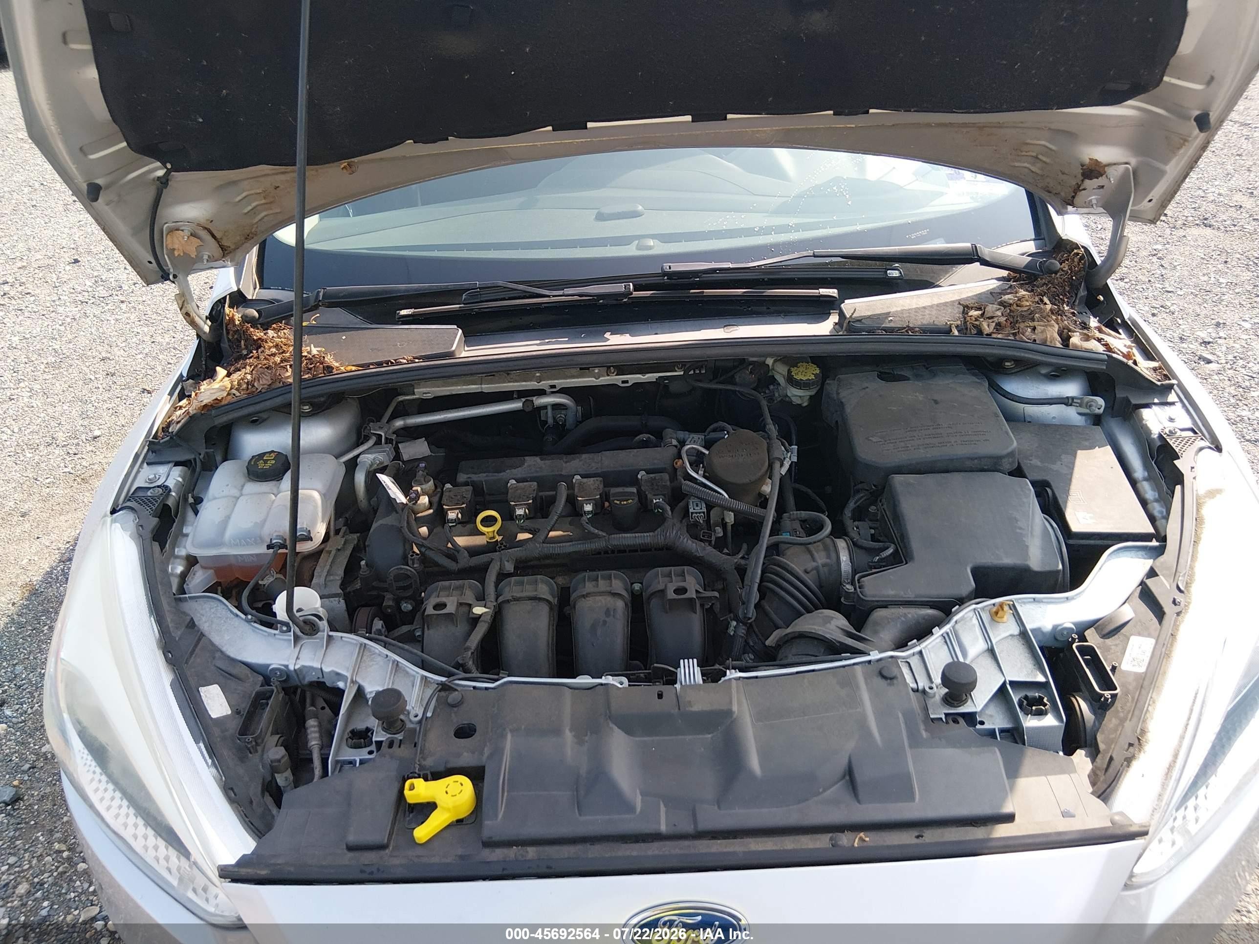 2015 Ford Focus Se Серебряный vin: 1FADP3F28FL344731
