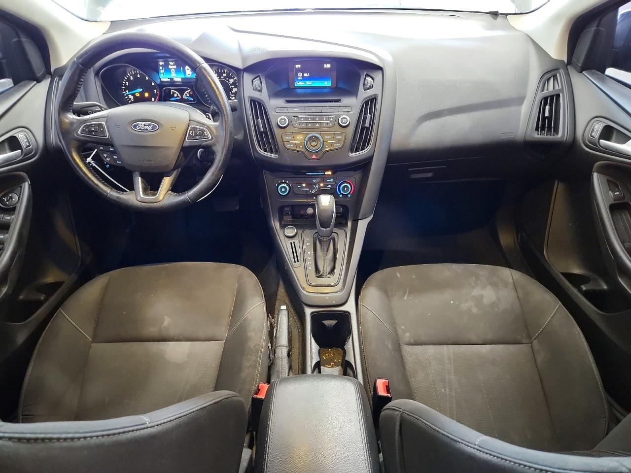 2015 Ford Focus Se Gray vin: 1FADP3F28FL373047
