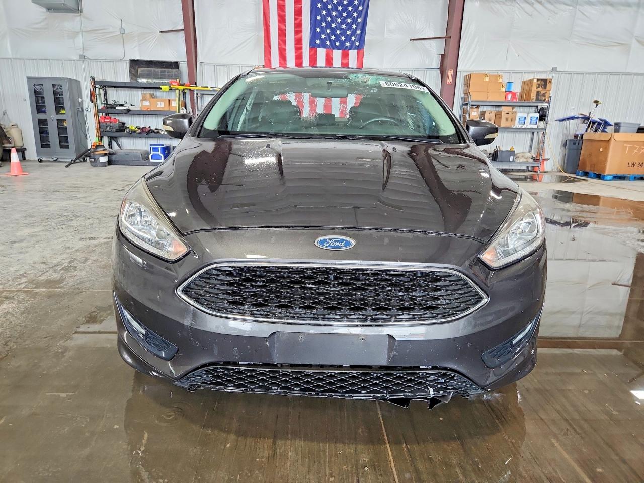 2015 Ford Focus Se Gray vin: 1FADP3F28FL373047