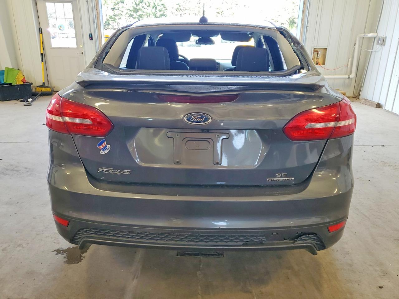 2015 Ford Focus Se Gray vin: 1FADP3F28FL373047