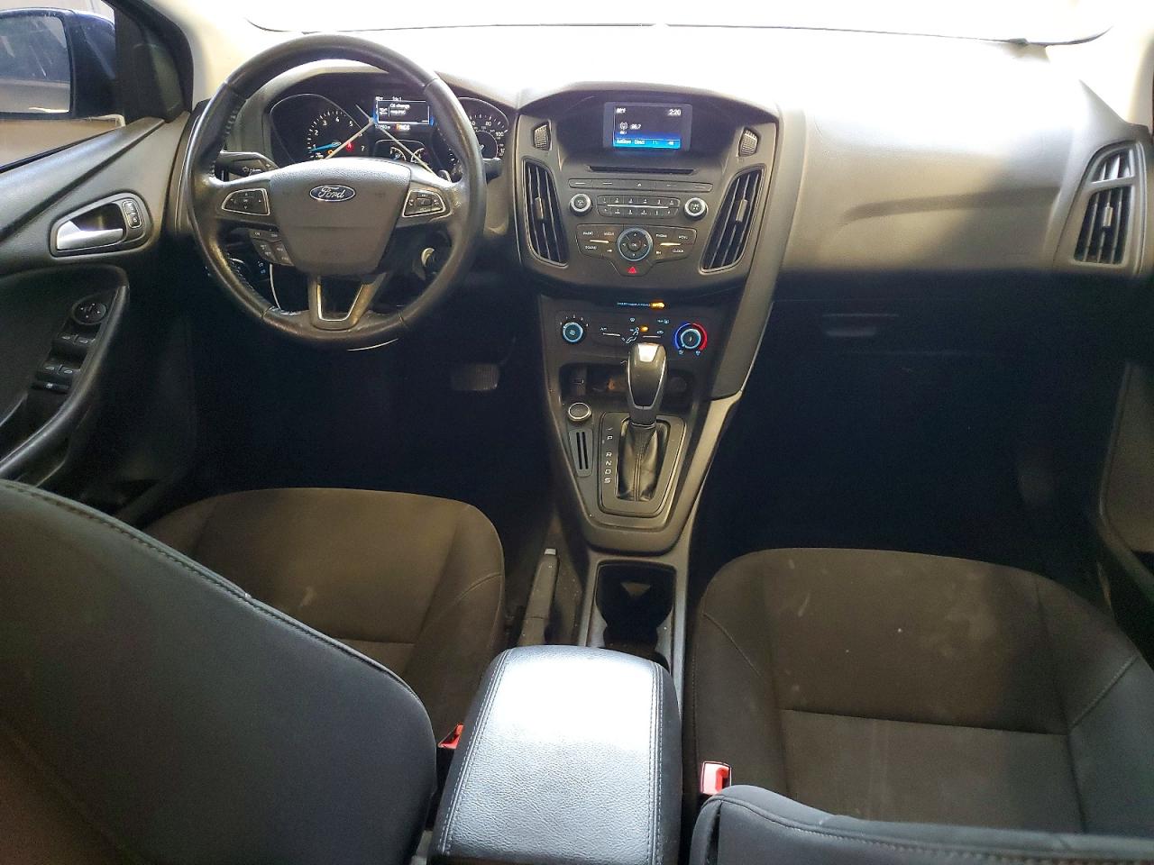 2015 Ford Focus Se Gray vin: 1FADP3F28FL373047