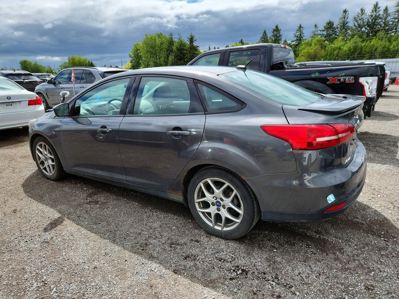 2015 Ford Focus Se Серый vin: 1FADP3F28FL377311