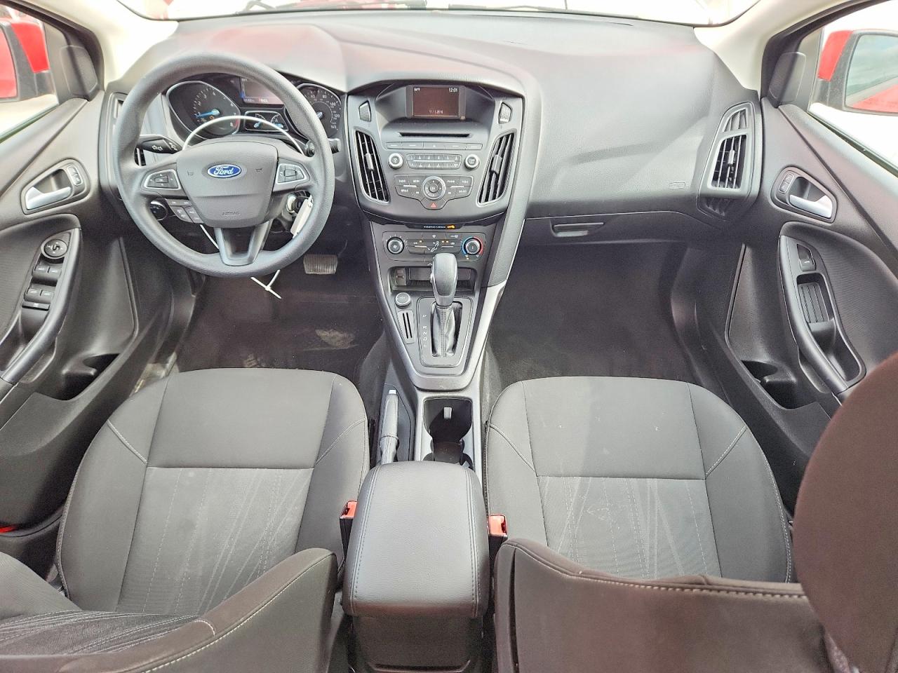 2017 Ford Focus Se Red vin: 1FADP3F28HL207999