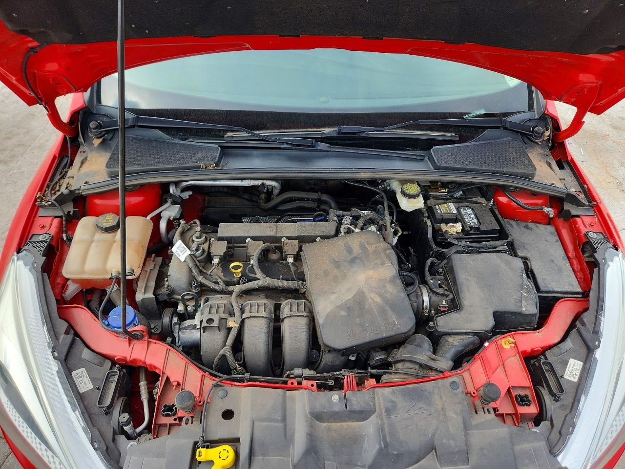 2017 Ford Focus Se Red vin: 1FADP3F28HL207999