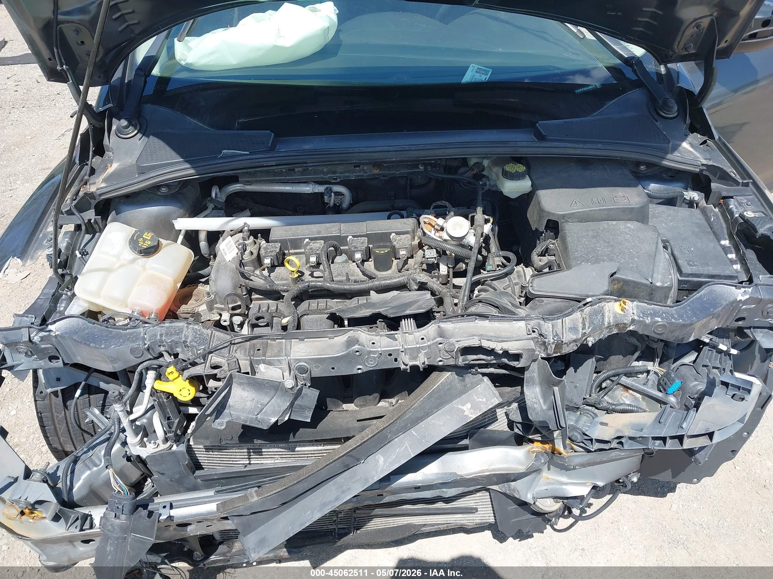 2017 Ford Focus Se Gray vin: 1FADP3F28HL298918