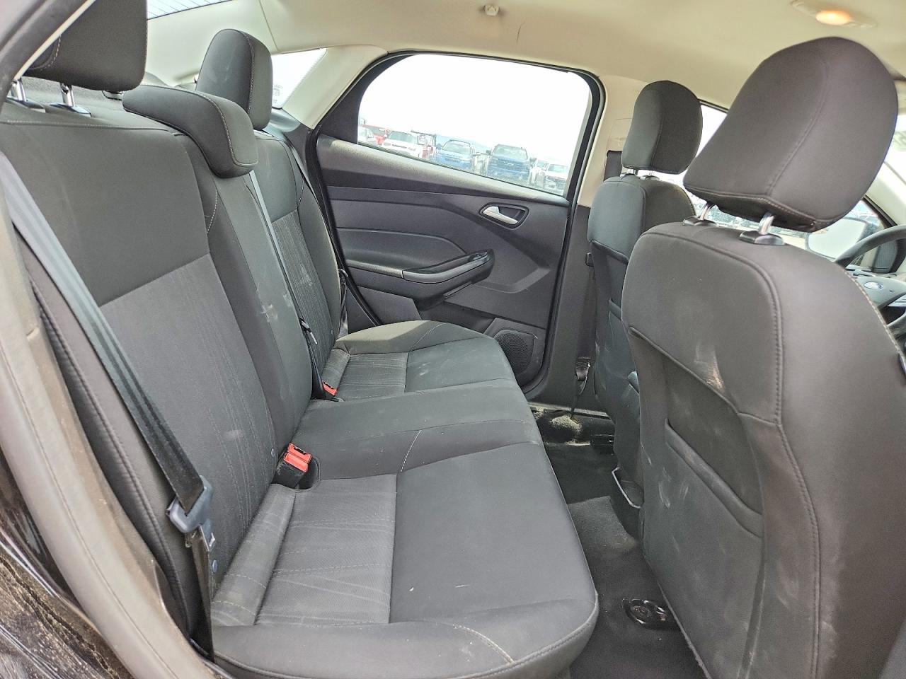 2017 Ford Focus Se Black vin: 1FADP3F28HL300635