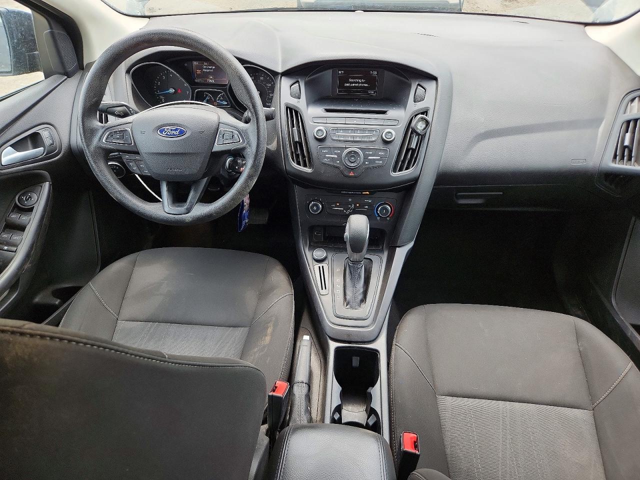 2017 Ford Focus Se Black vin: 1FADP3F28HL300635