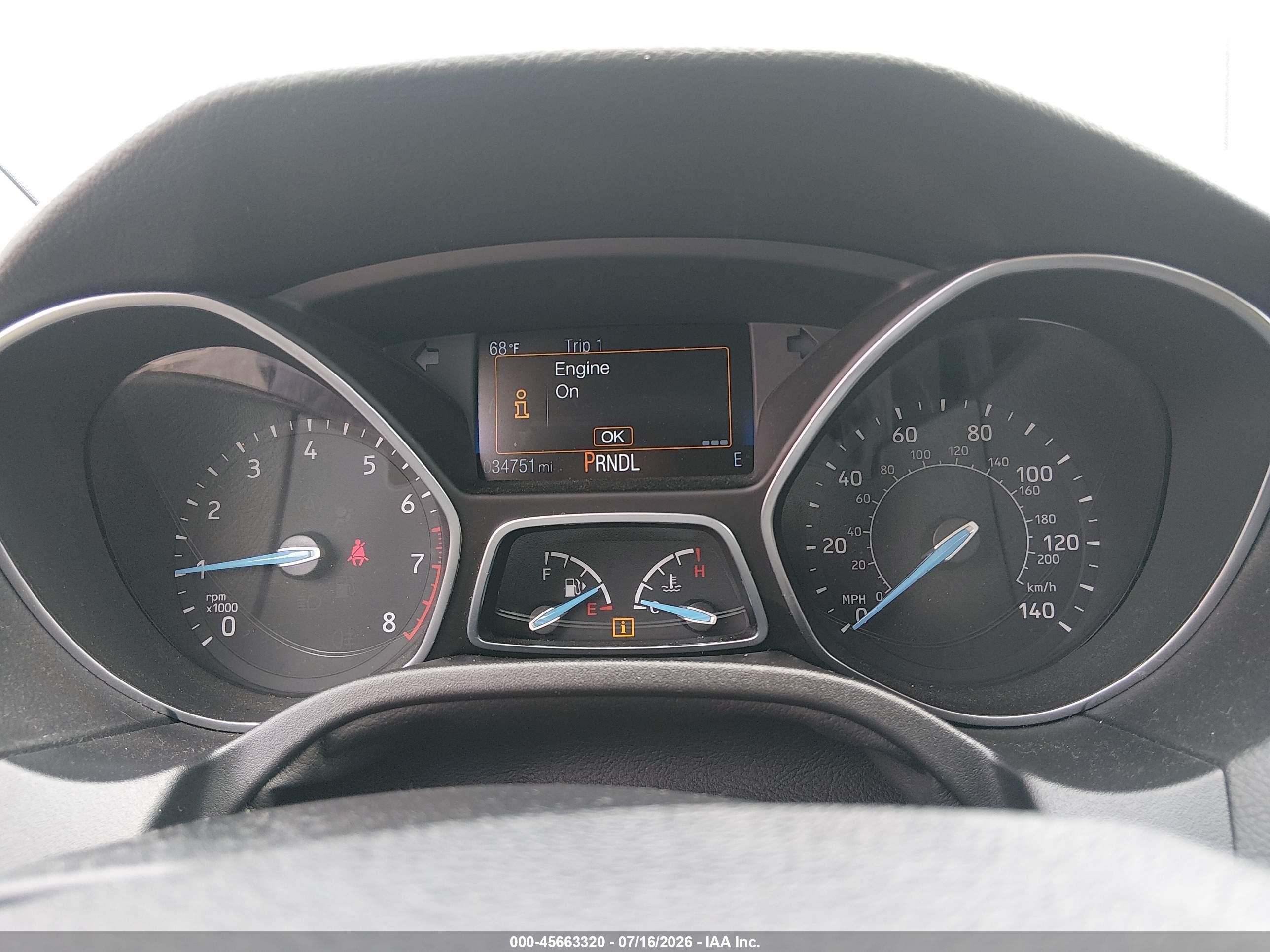 2018 Ford Focus Se Серый vin: 1FADP3F28JL327436