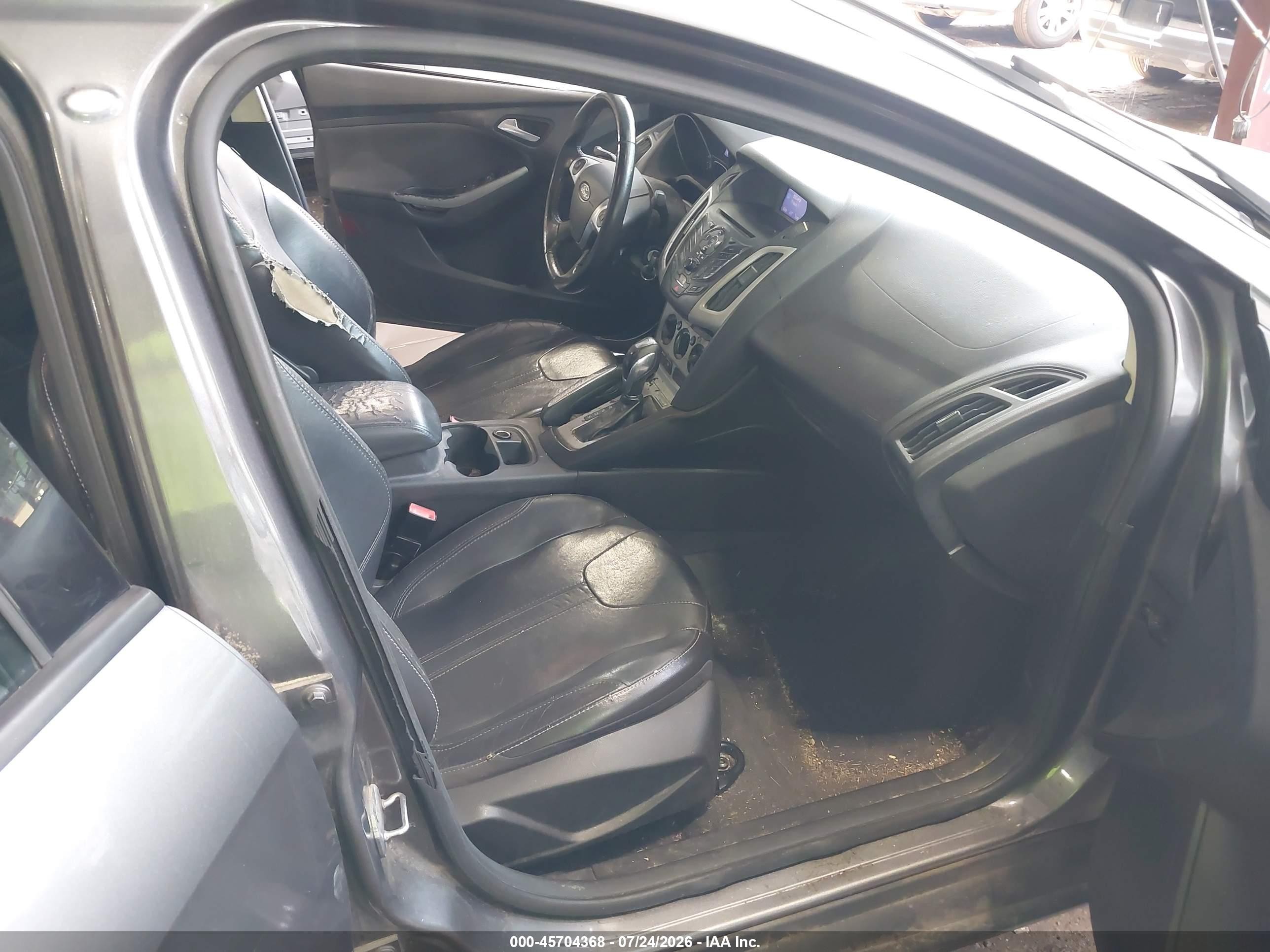 2013 Ford Focus Se Gray vin: 1FADP3F29DL104875