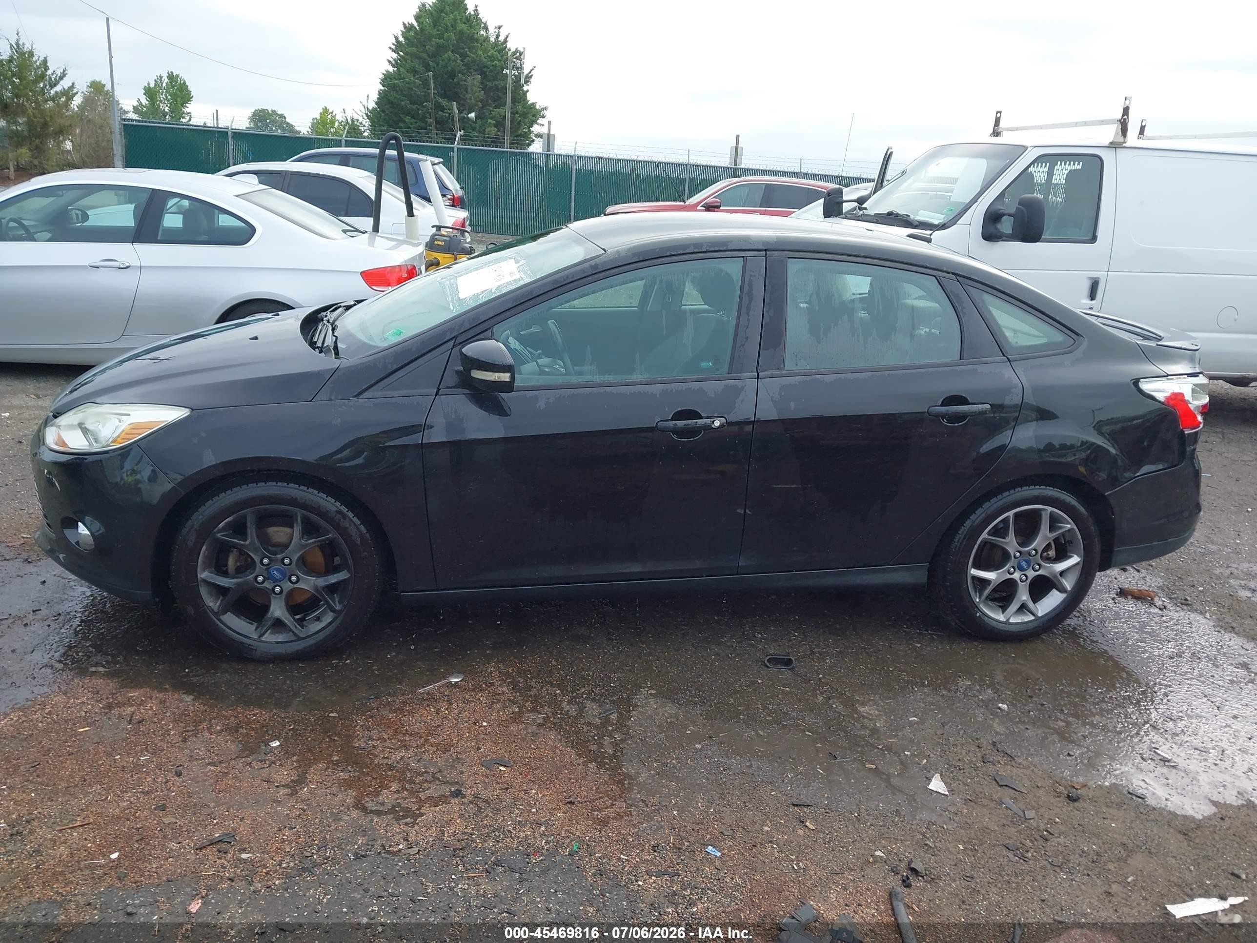 2013 Ford Focus Se Black vin: 1FADP3F29DL121188