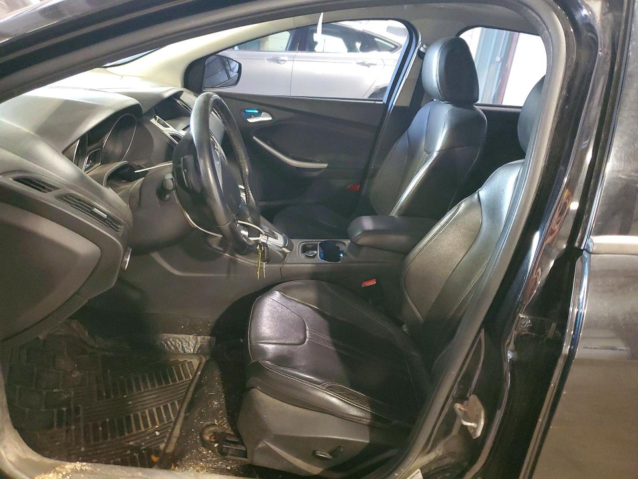 2013 Ford Focus Se Black vin: 1FADP3F29DL122051