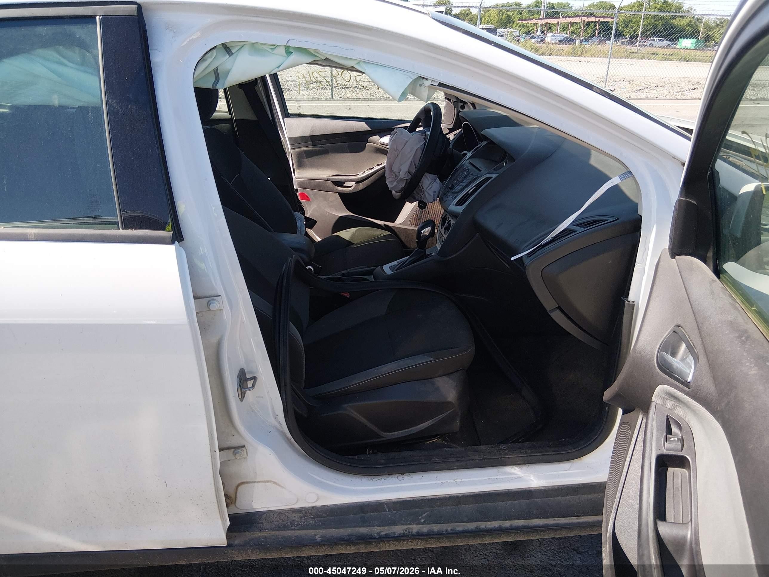 2013 Ford Focus Se White vin: 1FADP3F29DL153588
