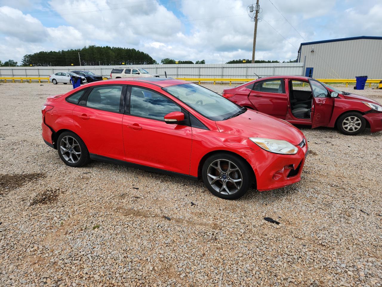 2013 Ford Focus Se Red vin: 1FADP3F29DL161285