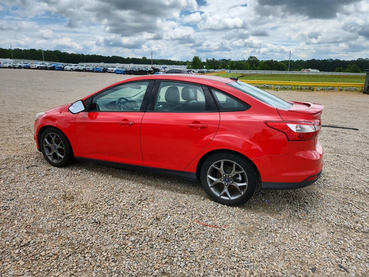 2013 Ford Focus Se Red vin: 1FADP3F29DL161285