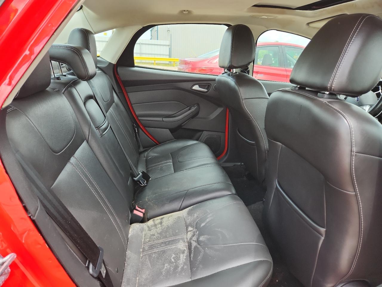 2013 Ford Focus Se Red vin: 1FADP3F29DL161285