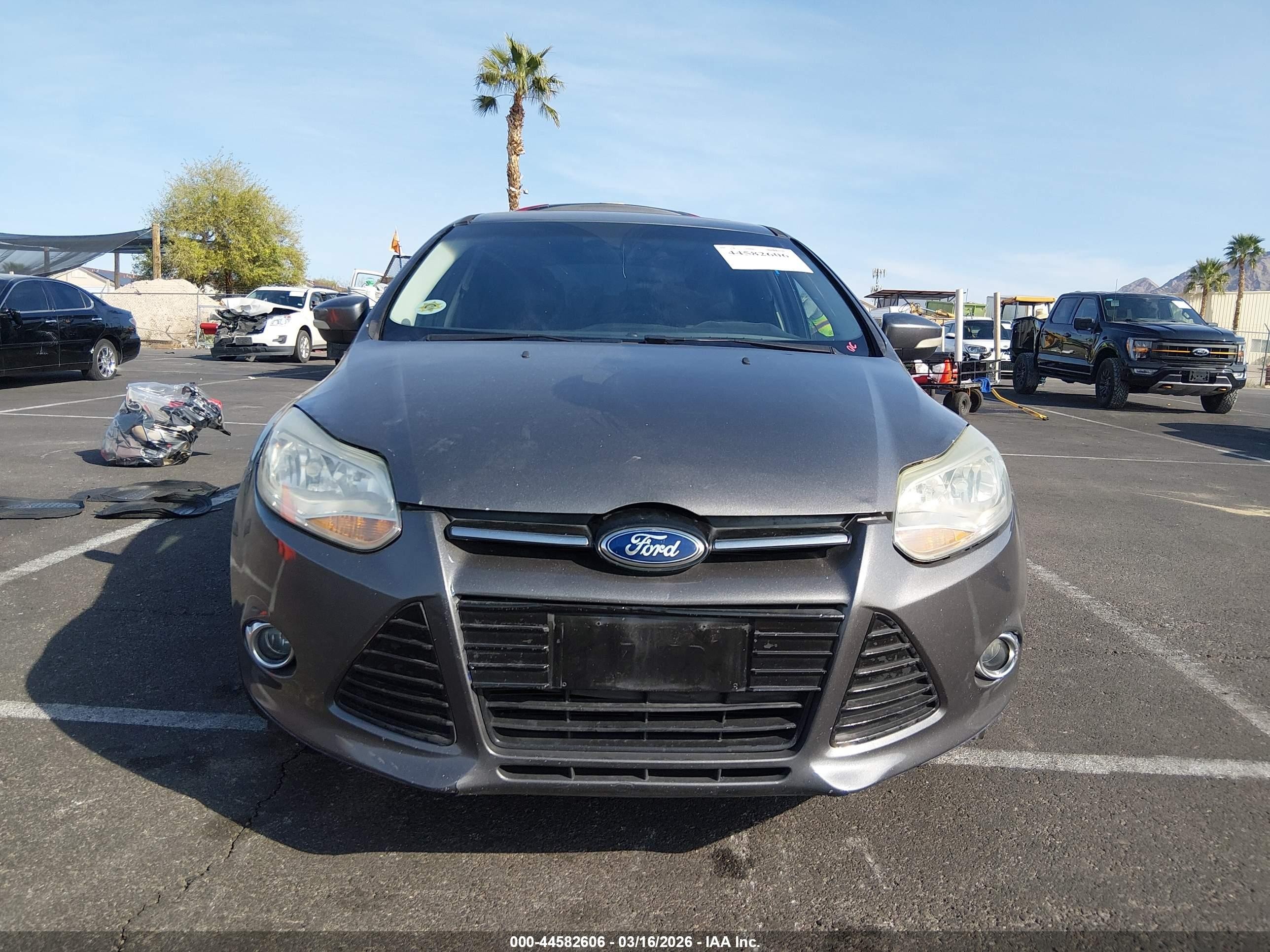 2013 Ford Focus Se Gray vin: 1FADP3F29DL201512