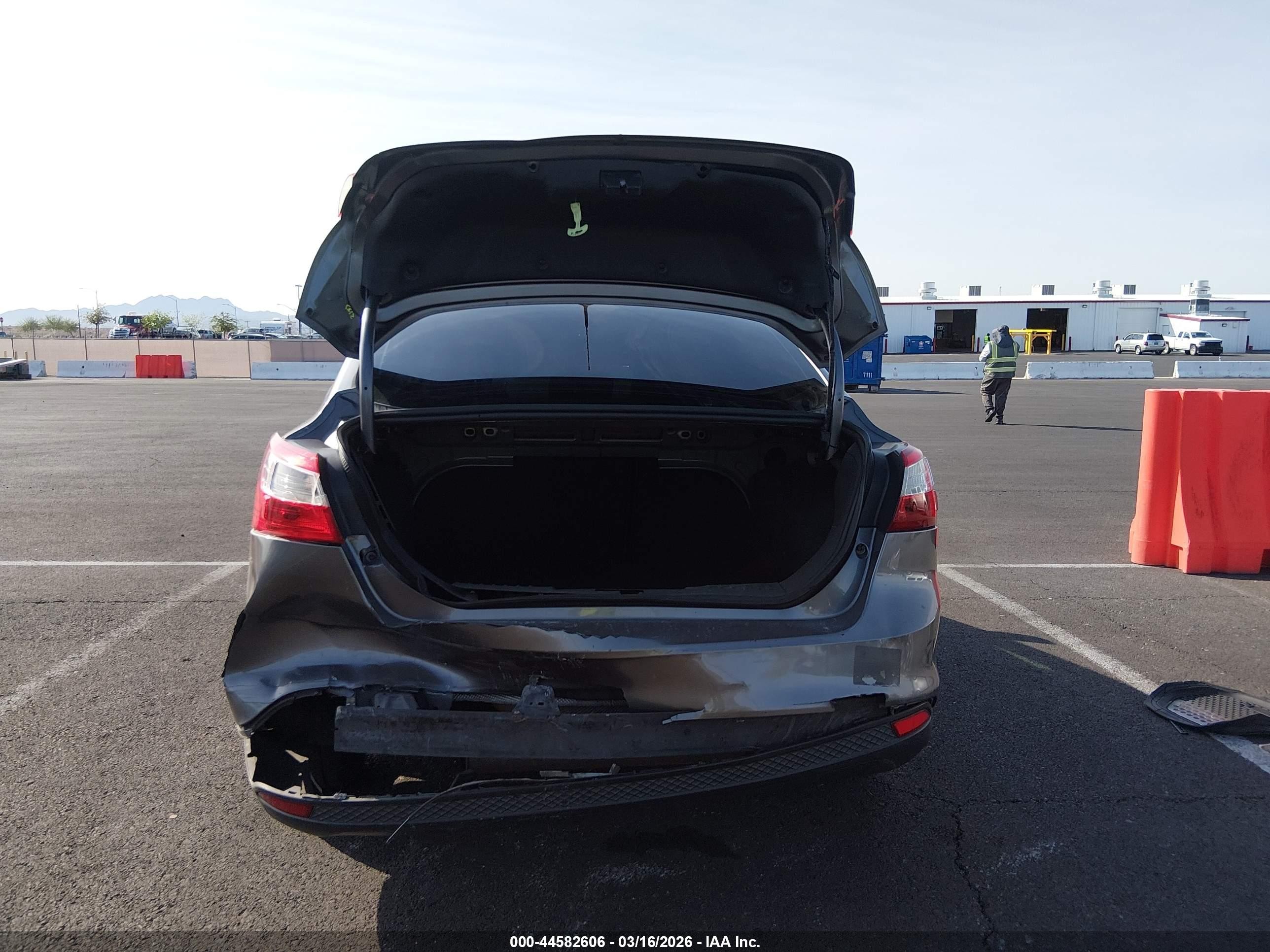 2013 Ford Focus Se Gray vin: 1FADP3F29DL201512
