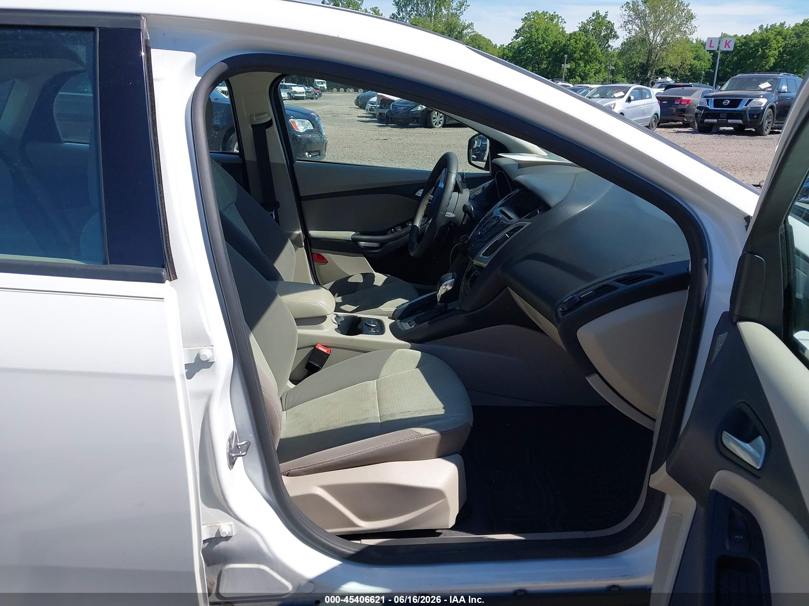 2013 Ford Focus Se White vin: 1FADP3F29DL207049
