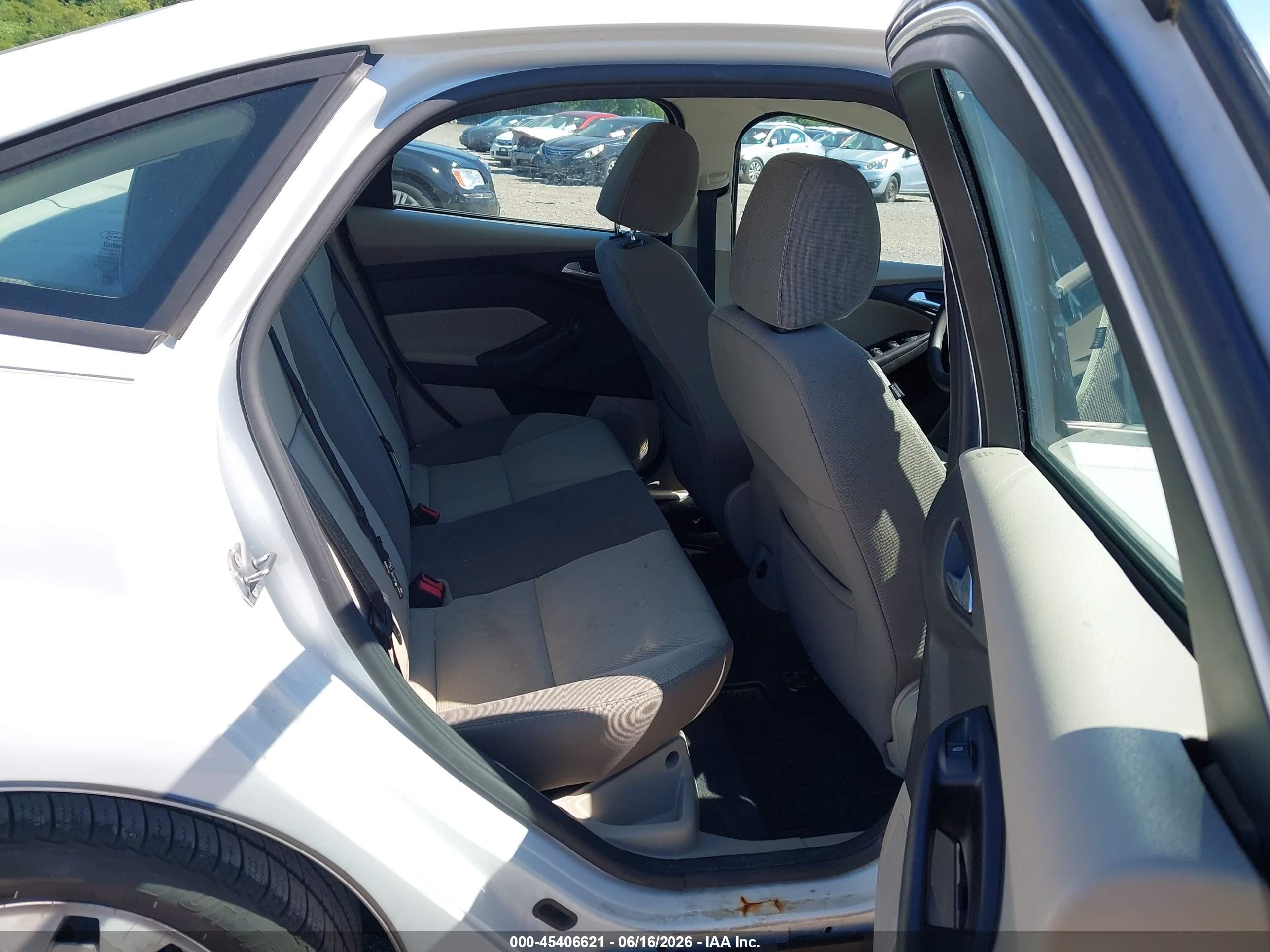 2013 Ford Focus Se White vin: 1FADP3F29DL207049