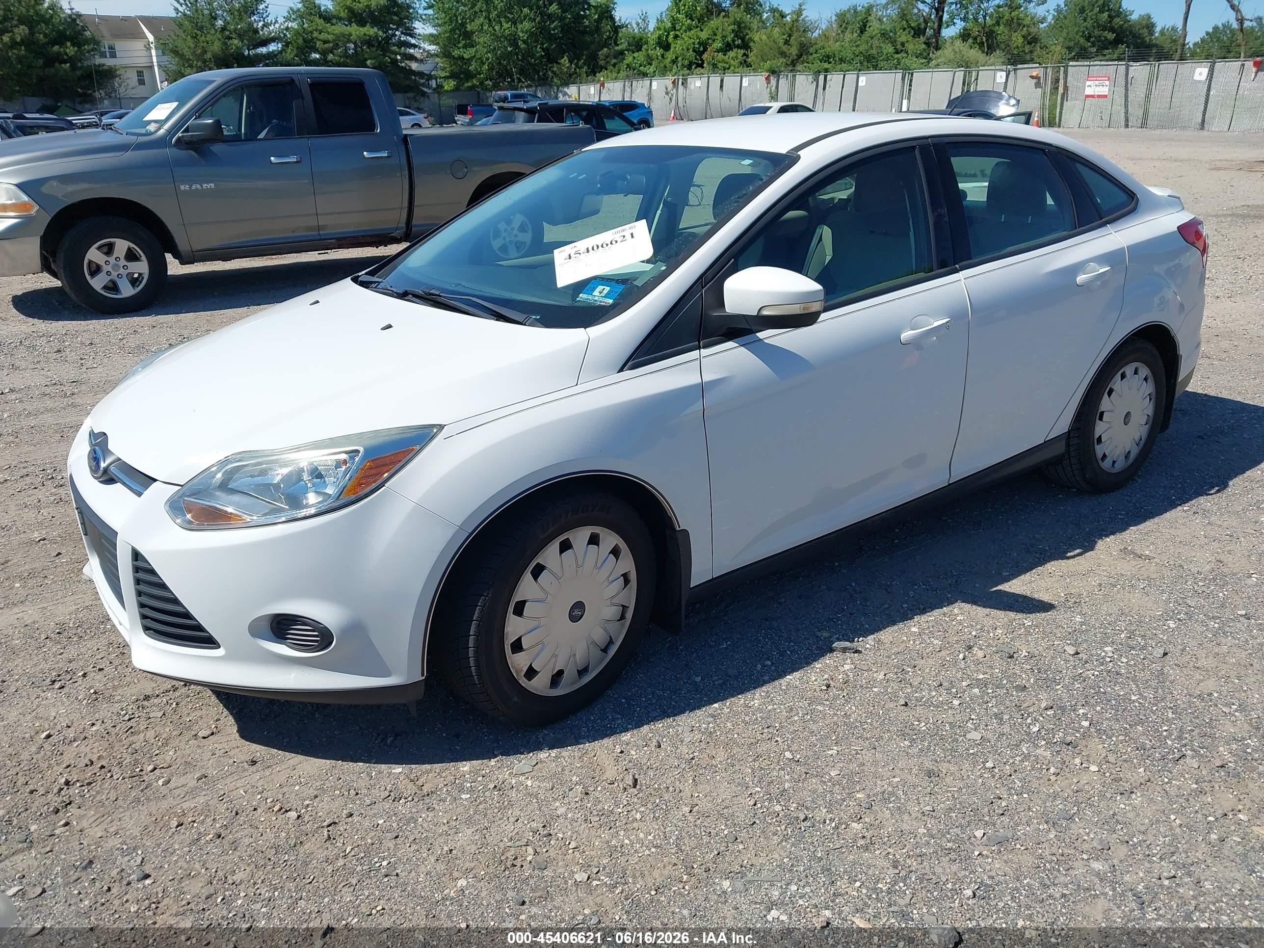 2013 Ford Focus Se White vin: 1FADP3F29DL207049