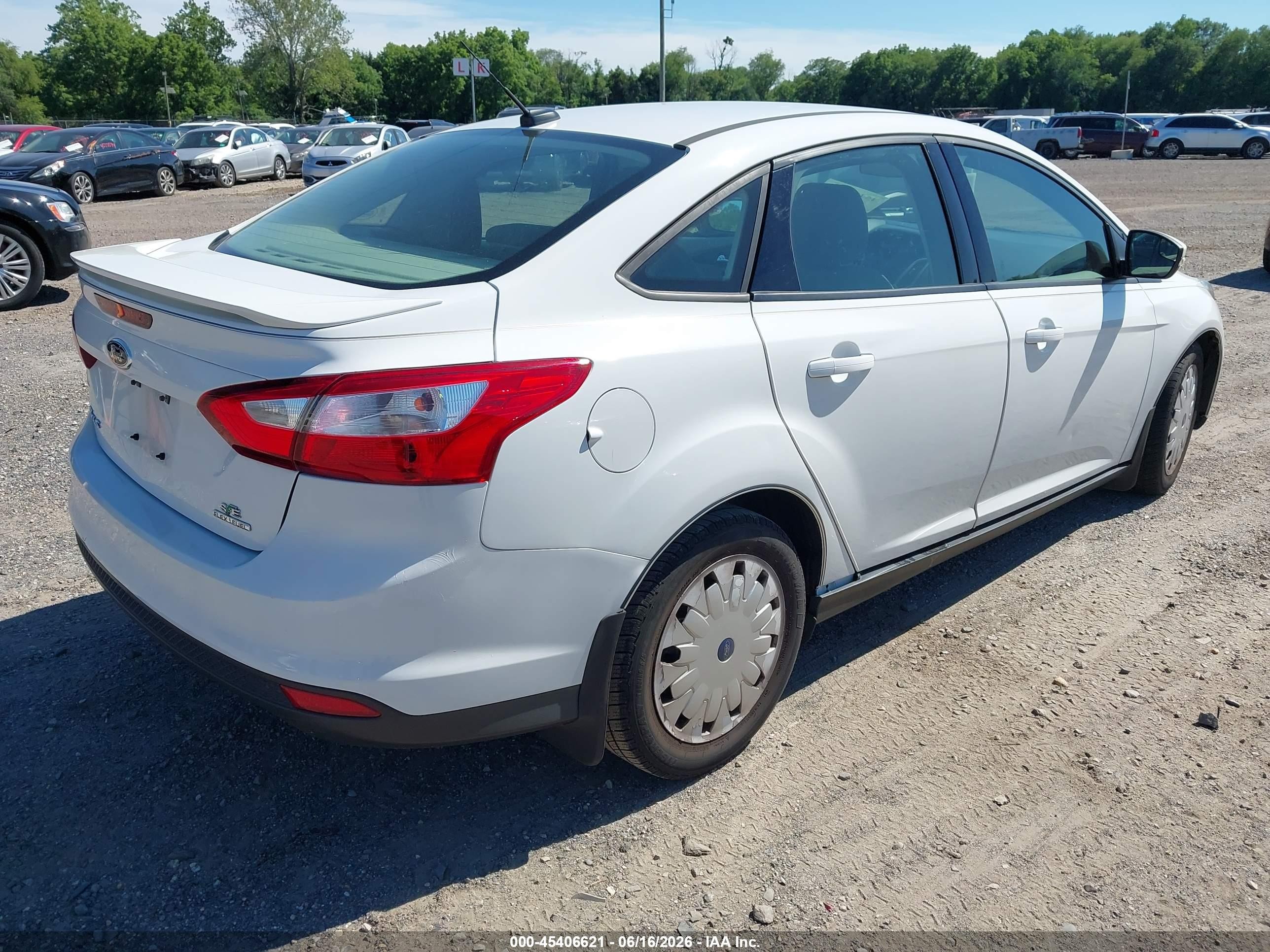 2013 Ford Focus Se White vin: 1FADP3F29DL207049