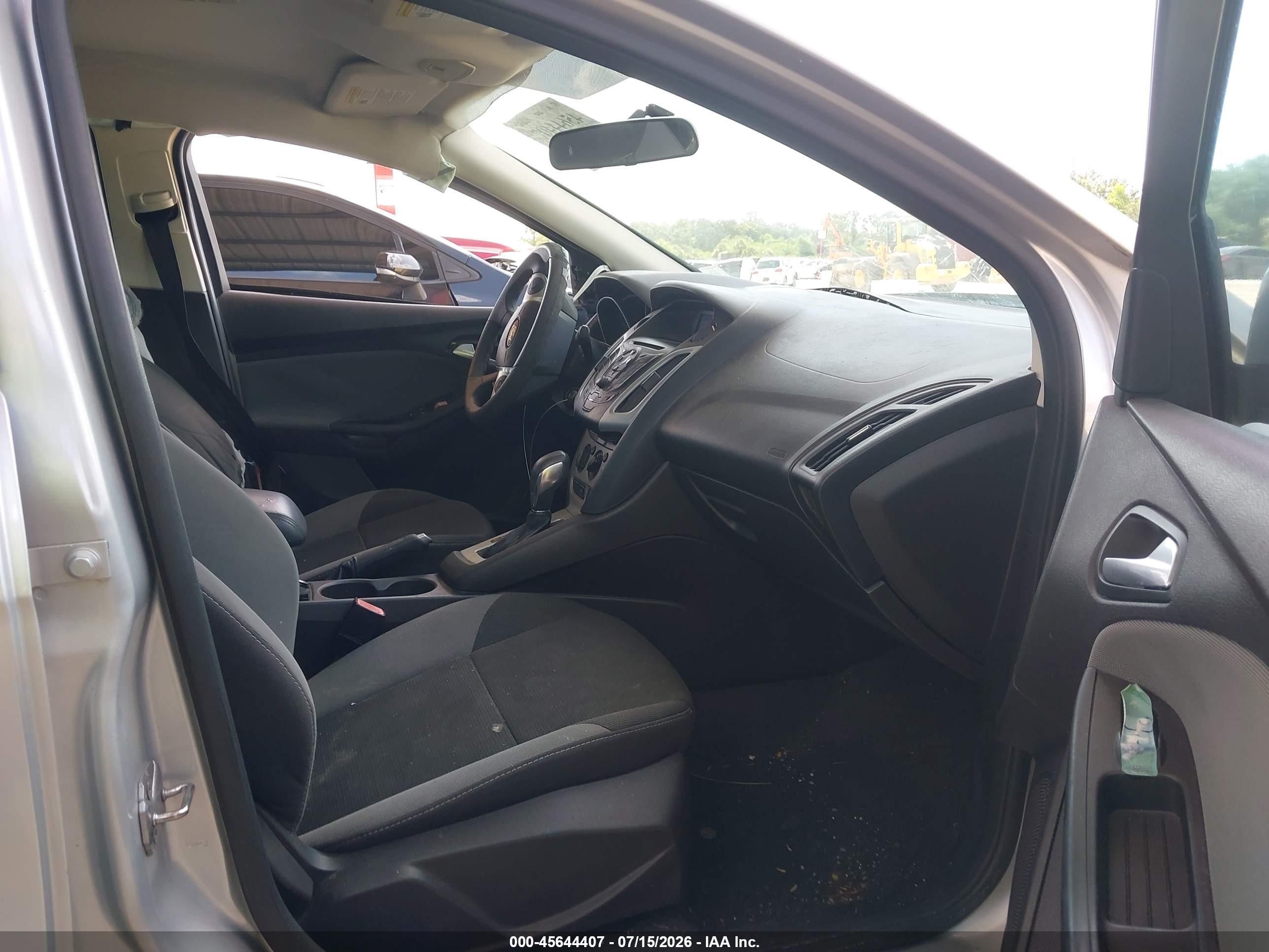 2013 Ford Focus Se Silver vin: 1FADP3F29DL207875