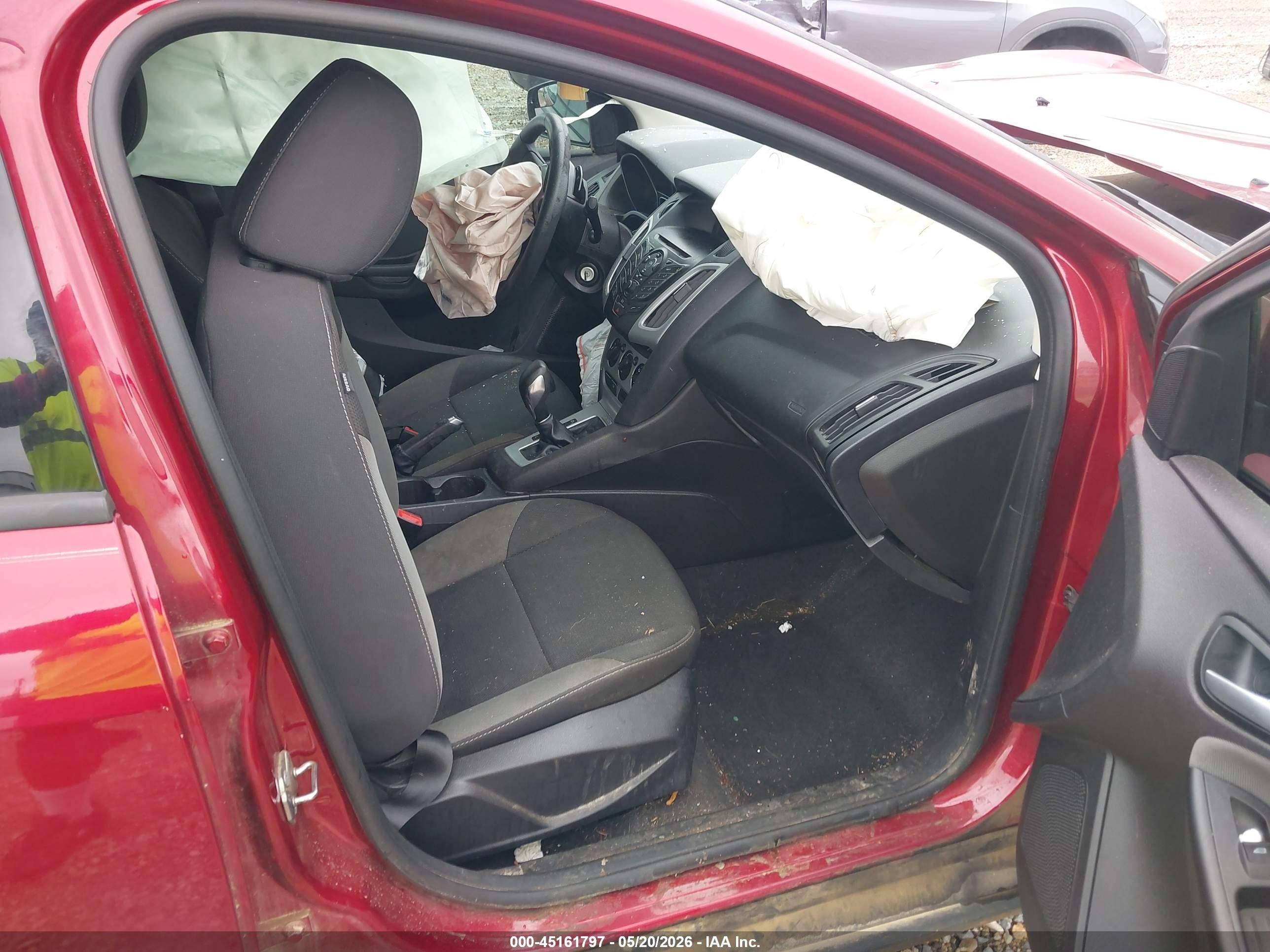 2013 Ford Focus Se Бордовый vin: 1FADP3F29DL225096