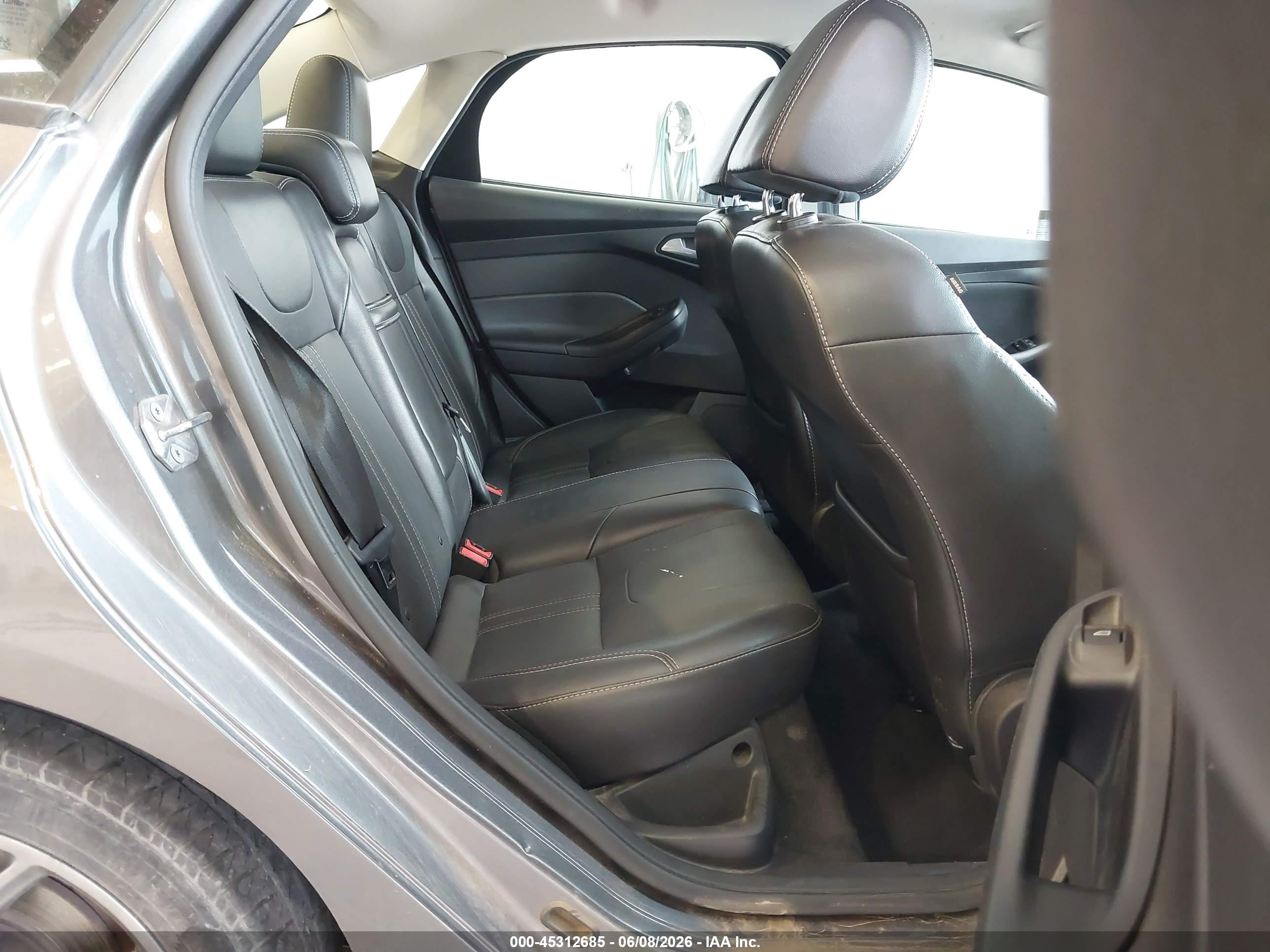 2013 Ford Focus Se Silver vin: 1FADP3F29DL244876